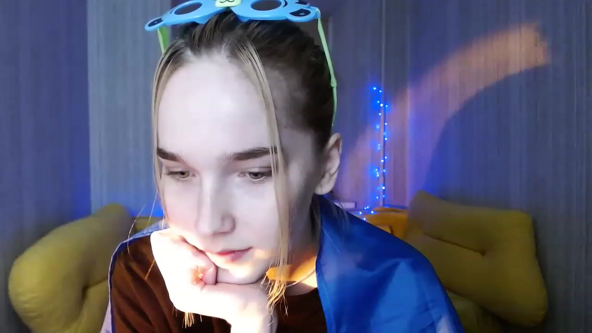 Gallery image thumbnail from EvaRockStar's myfreecams stream on, 12/28/2022, 17:14 image 13 of 20