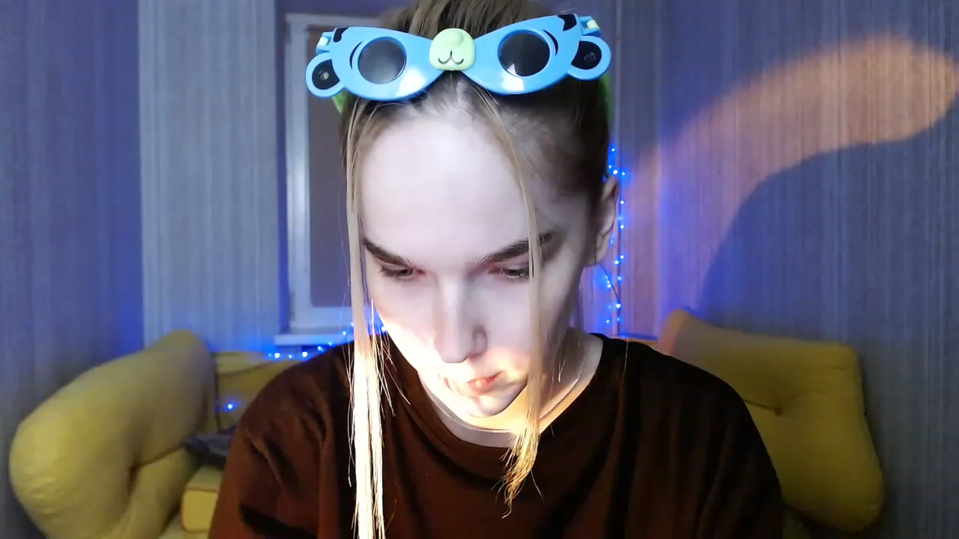 Gallery image thumbnail from EvaRockStar's myfreecams stream on, 12/28/2022, 17:14 image 16 of 20