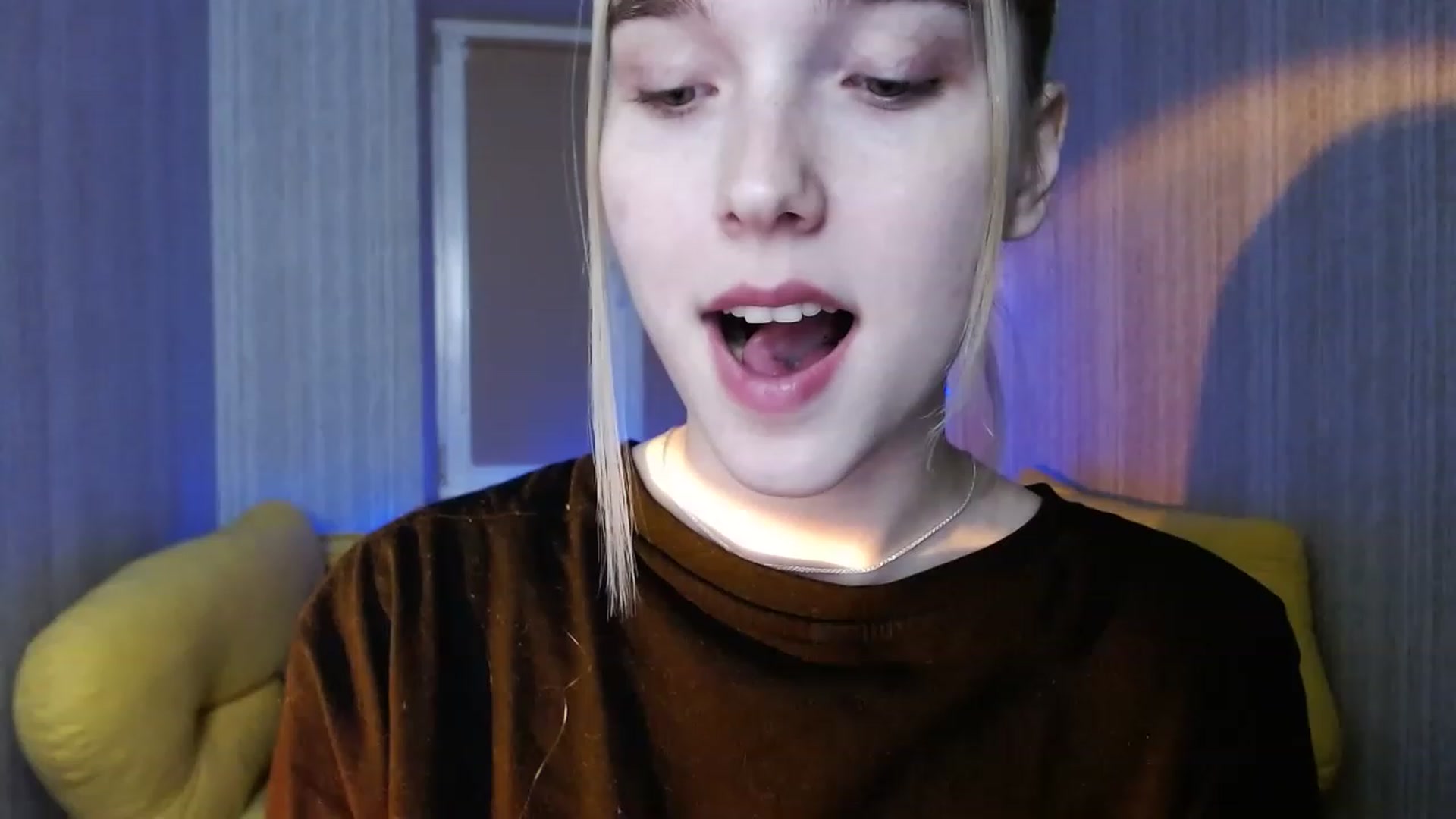 Gallery image thumbnail from EvaRockStar's myfreecams stream on, 12/28/2022, 17:14 image 18 of 20