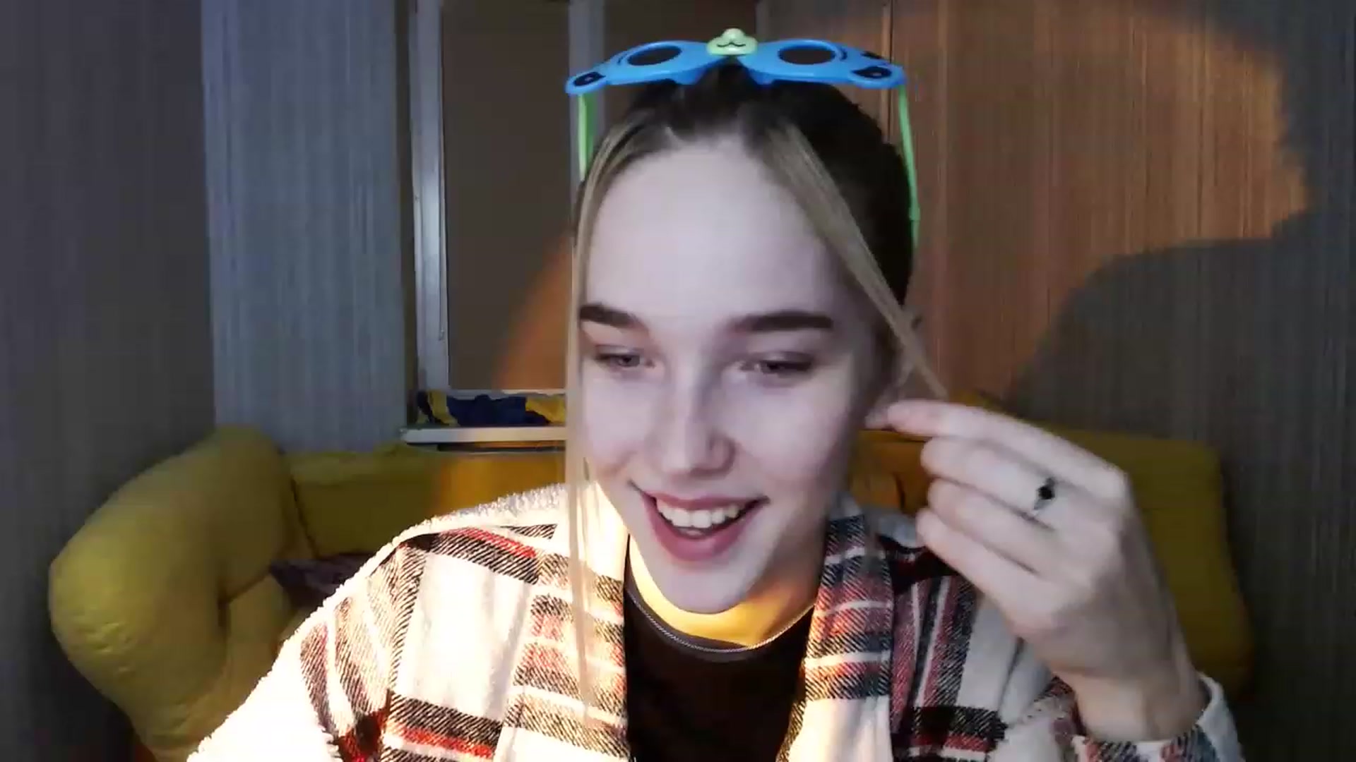 Gallery image thumbnail from EvaRockStar's myfreecams stream on, 12/28/2022, 17:14 image 5 of 20