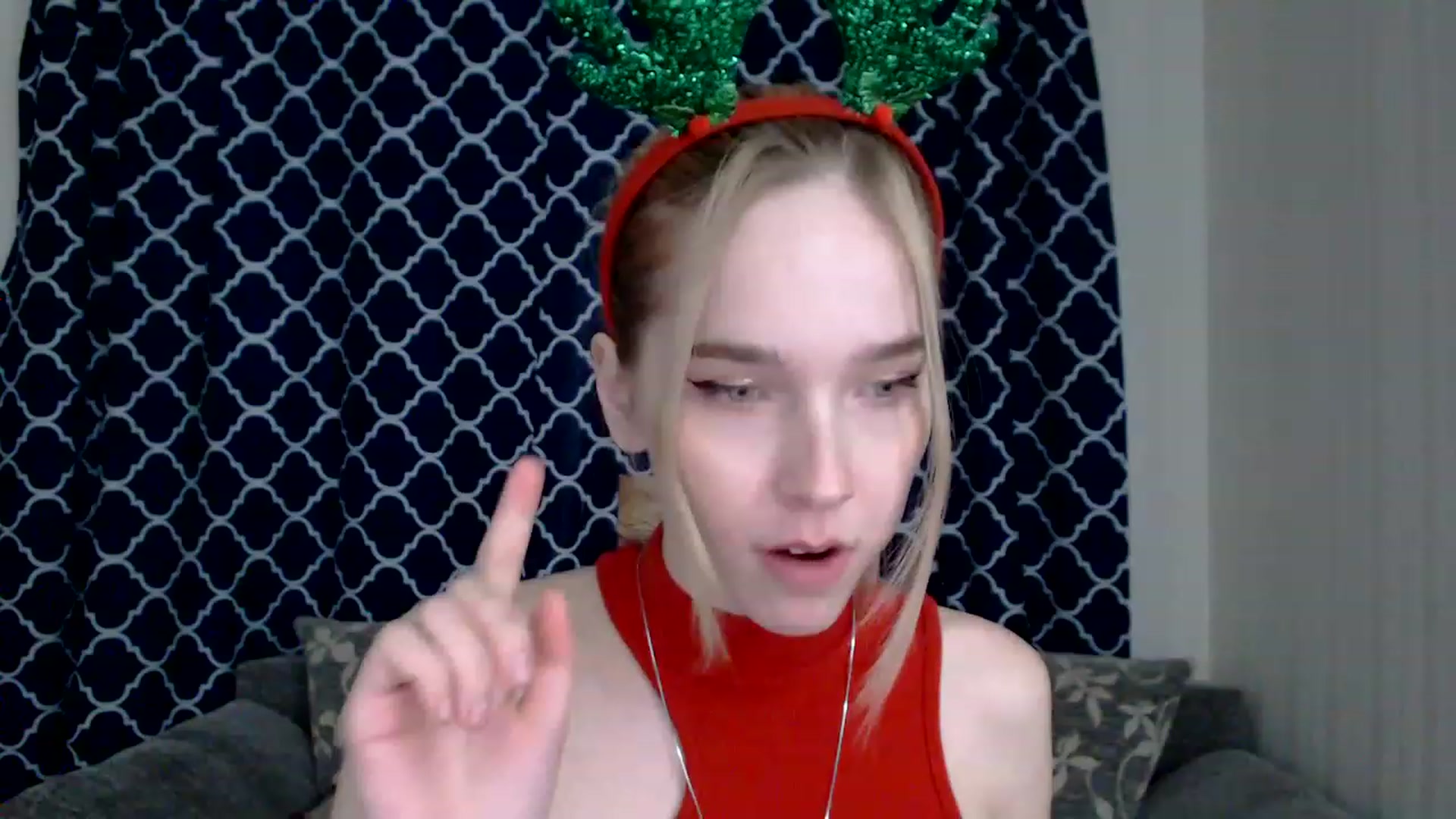 Gallery image thumbnail from EvaRockStar's myfreecams stream on, 01/03/2023, 18:38 image 18 of 20