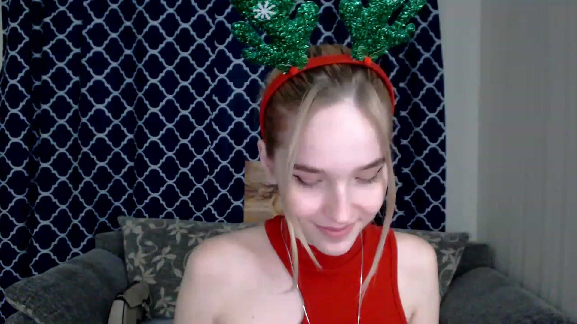 Gallery image thumbnail from EvaRockStar's myfreecams stream on, 01/03/2023, 19:06 image 12 of 20