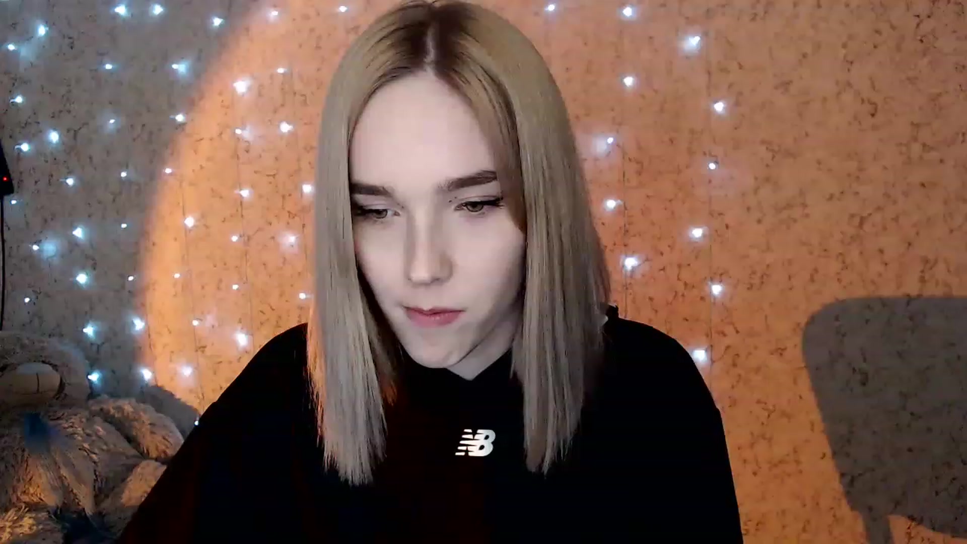 Gallery image thumbnail from EvaRockStar's myfreecams stream on, 01/04/2023, 20:58 image 6 of 20