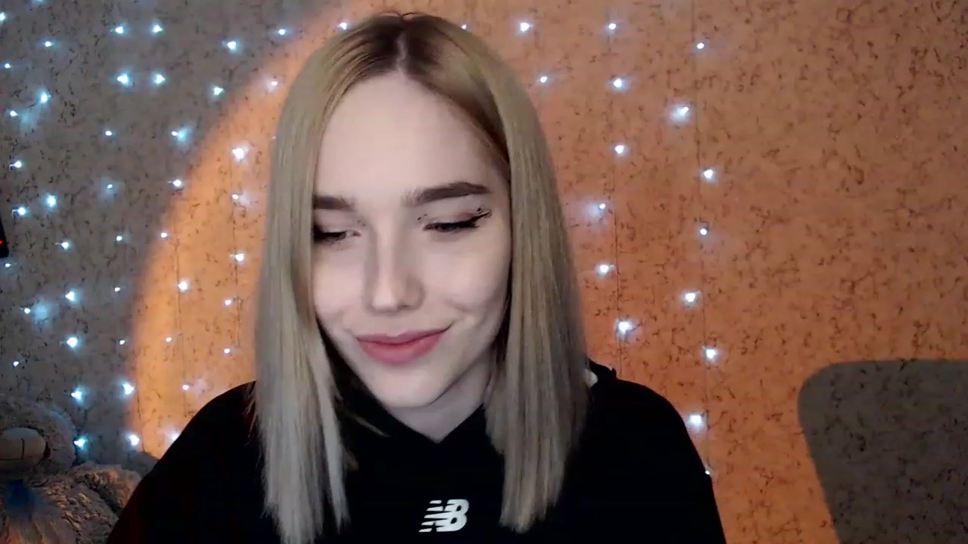 Gallery image thumbnail from EvaRockStar's myfreecams stream on, 01/04/2023, 20:58 image 2 of 20