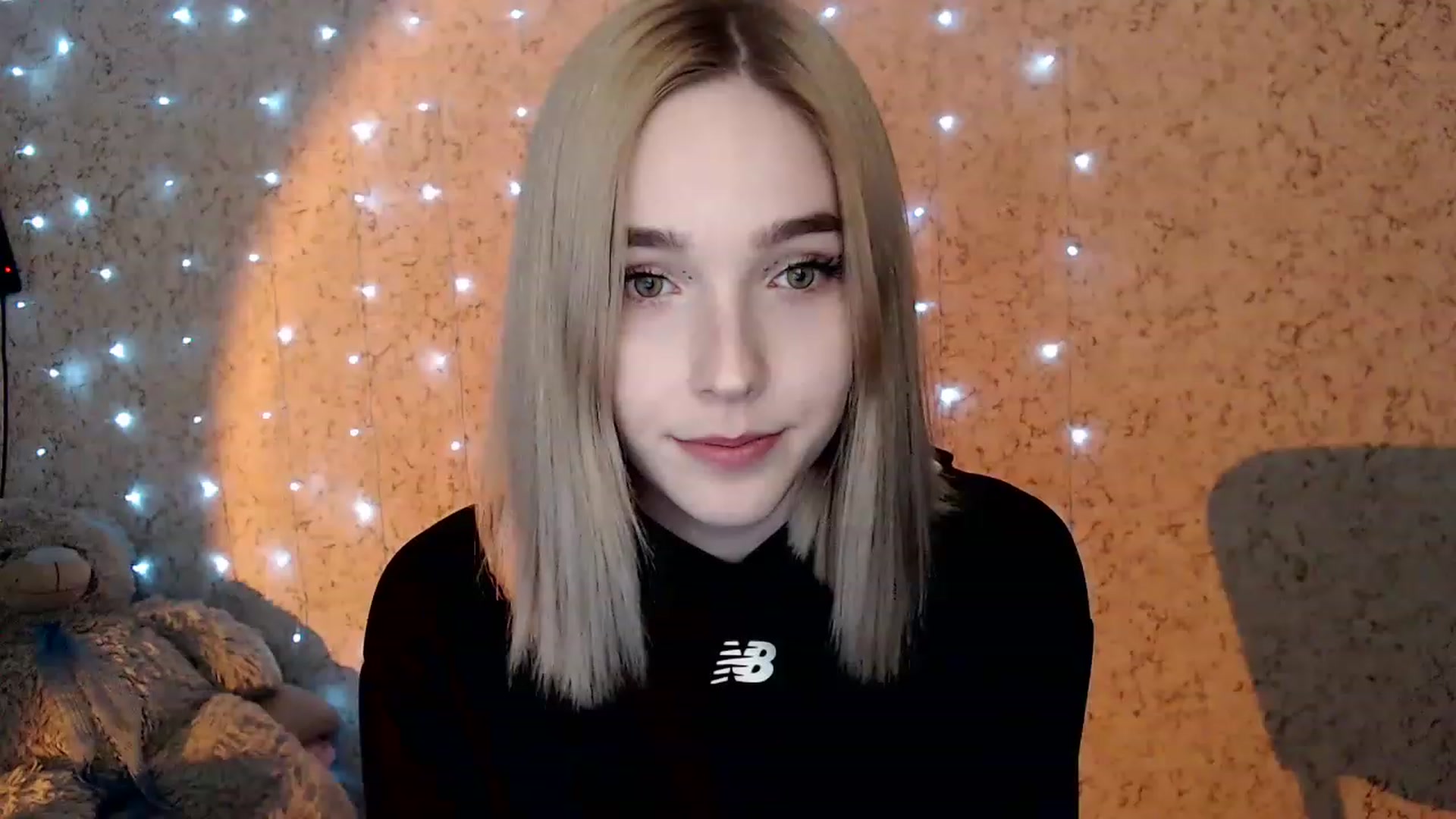 Gallery image thumbnail from EvaRockStar's myfreecams stream on, 01/04/2023, 20:58 image 5 of 20