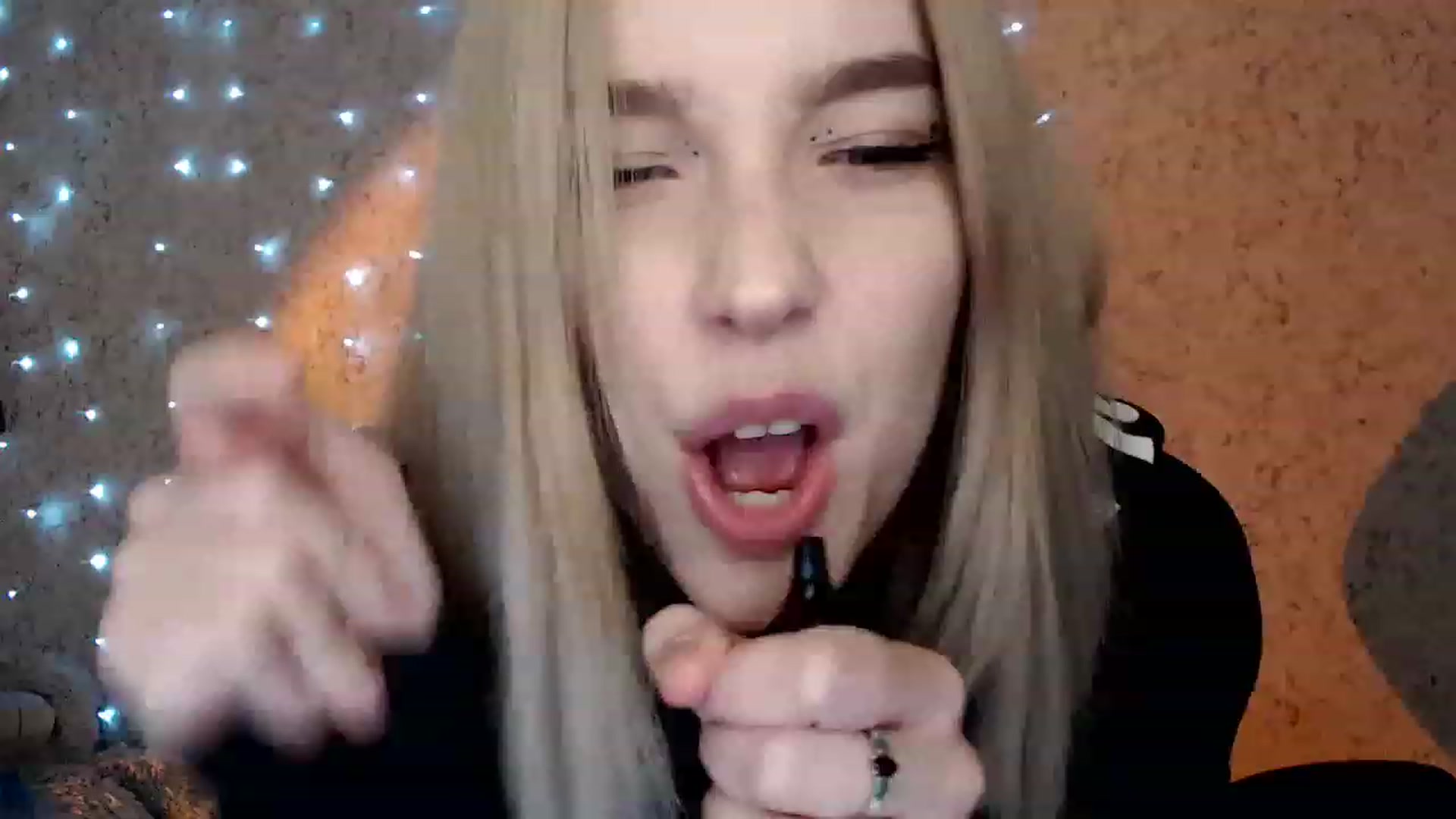 Gallery image thumbnail from EvaRockStar's myfreecams stream on, 01/04/2023, 20:58 image 9 of 20