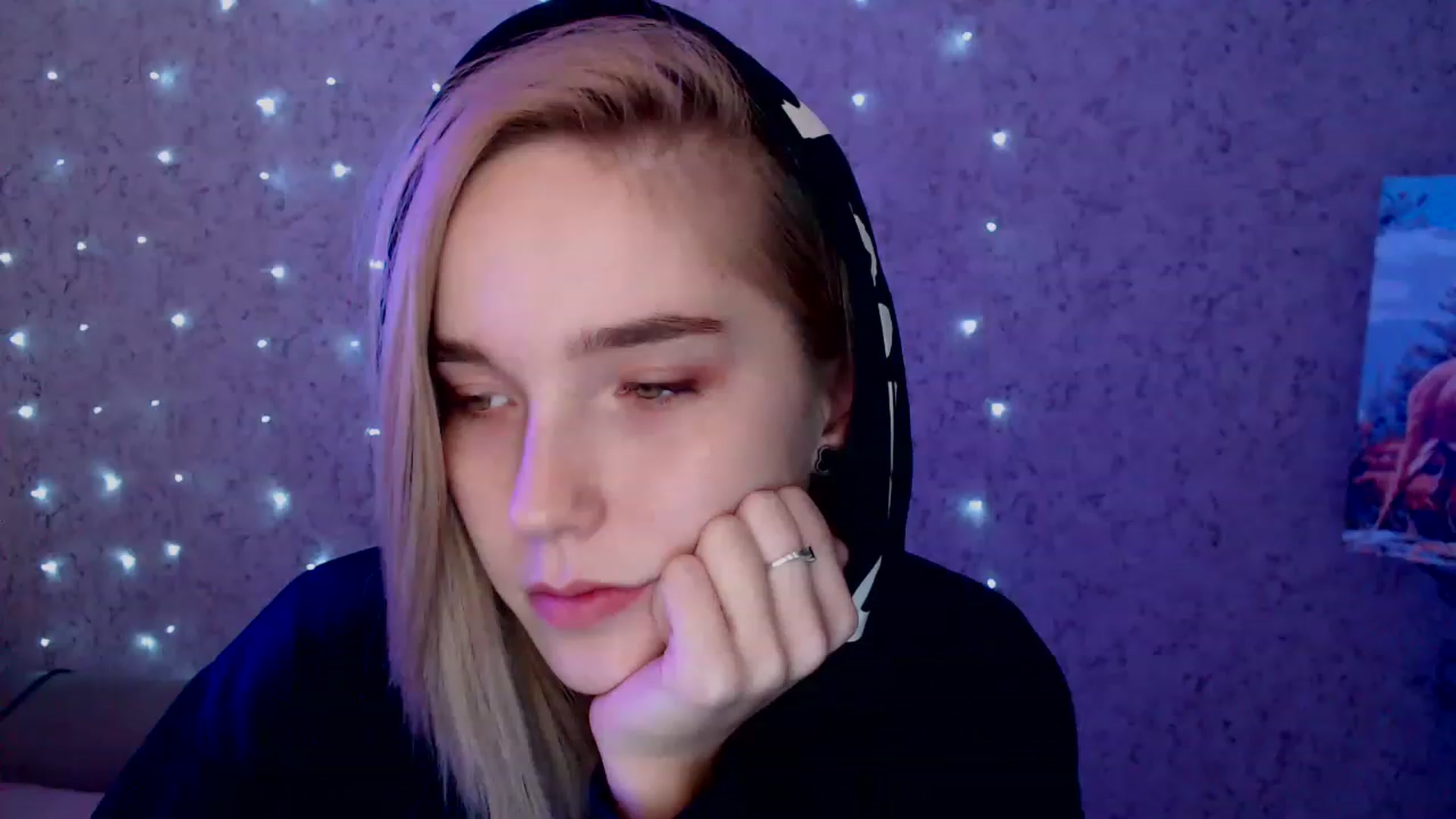 Gallery image thumbnail from EvaRockStar's myfreecams stream on, 01/06/2023, 17:30 image 20 of 20
