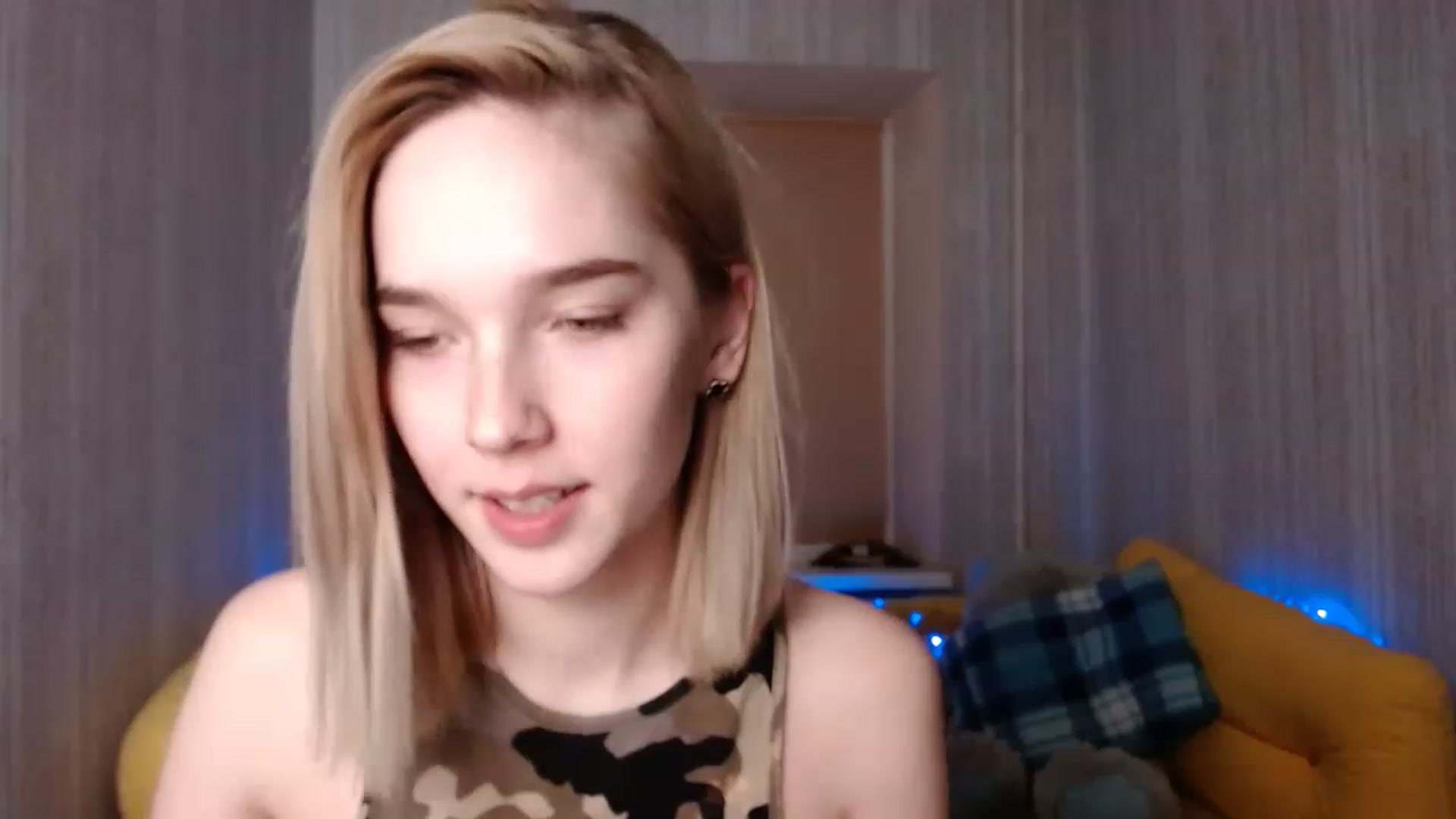 Gallery image thumbnail from EvaRockStar's myfreecams stream on, 01/07/2023, 16:17 image 2 of 20