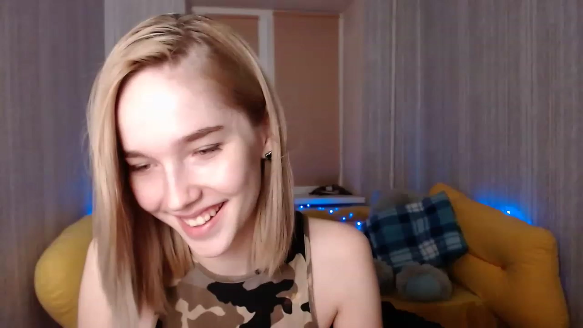 Gallery image thumbnail from EvaRockStar's myfreecams stream on, 01/07/2023, 16:17 image 20 of 20