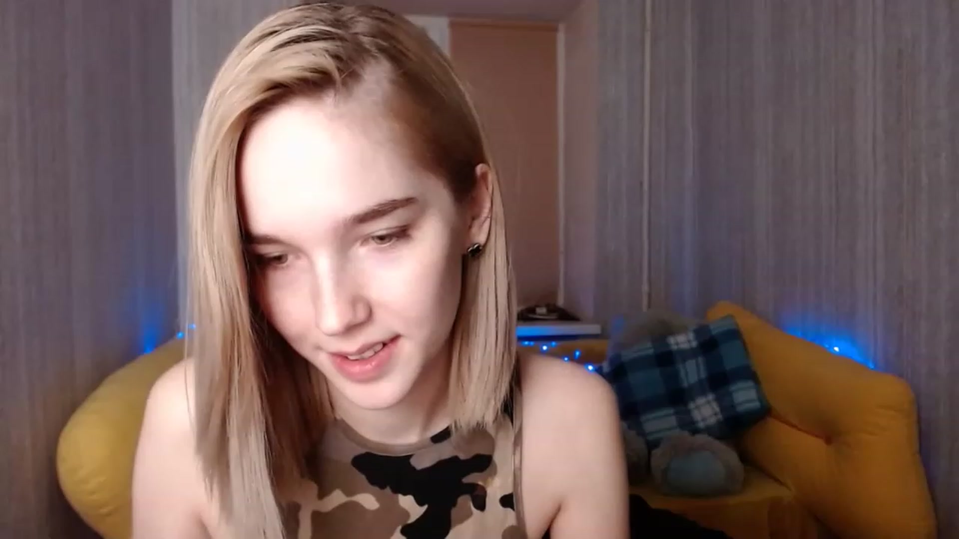 Gallery image thumbnail from EvaRockStar's myfreecams stream on, 01/07/2023, 16:17 image 17 of 20