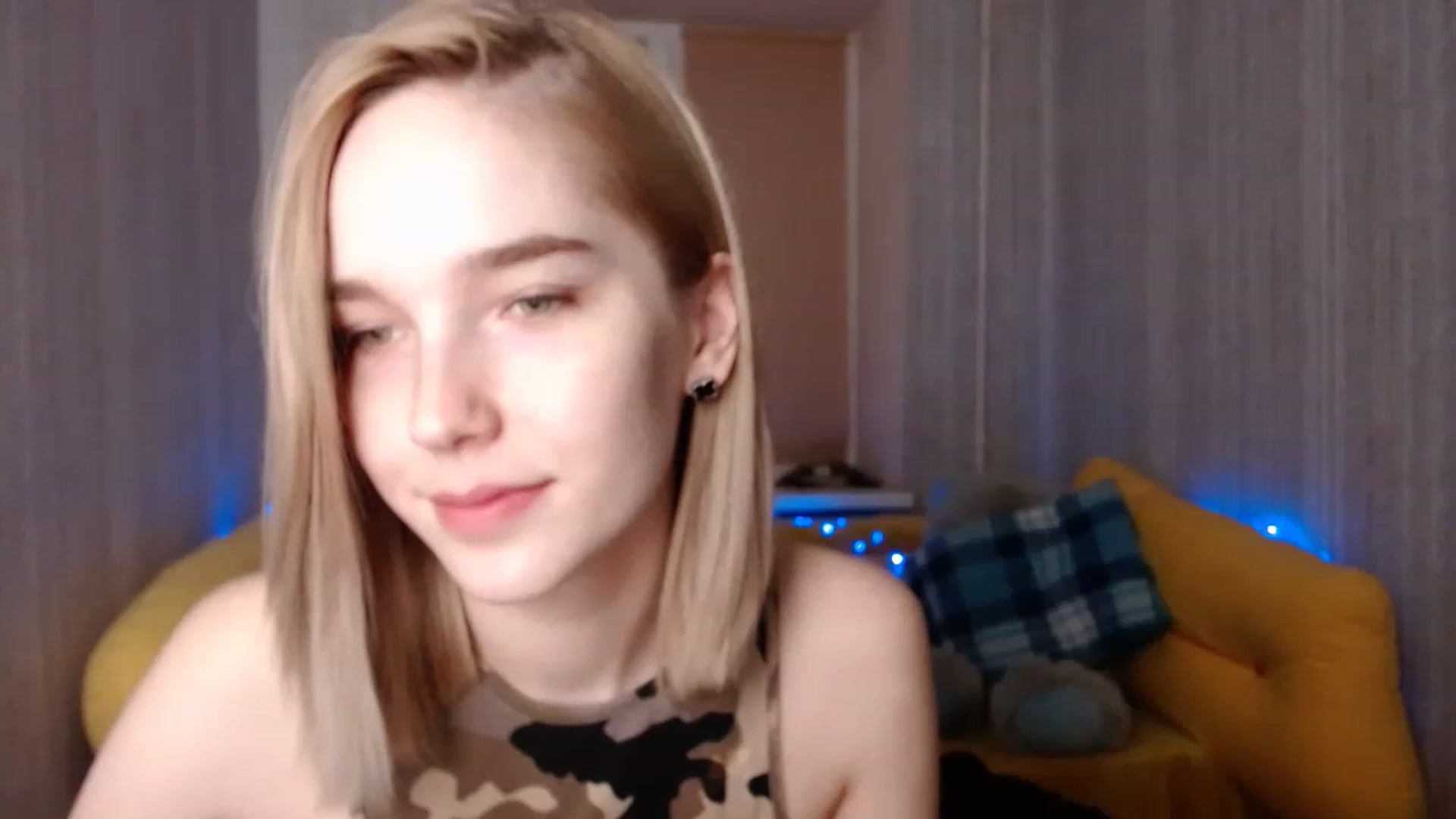 Gallery image thumbnail from EvaRockStar's myfreecams stream on, 01/07/2023, 16:17 image 18 of 20