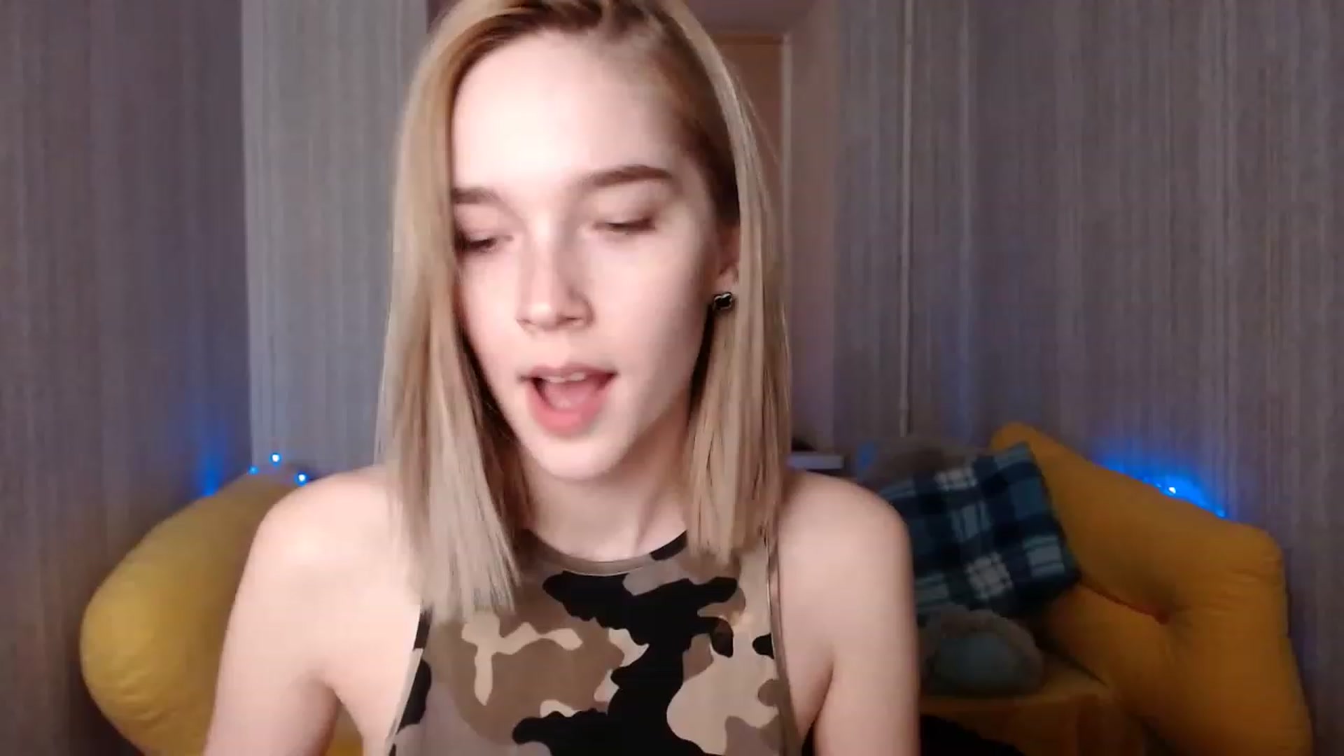 Gallery image thumbnail from EvaRockStar's myfreecams stream on, 01/07/2023, 16:17 image 13 of 20