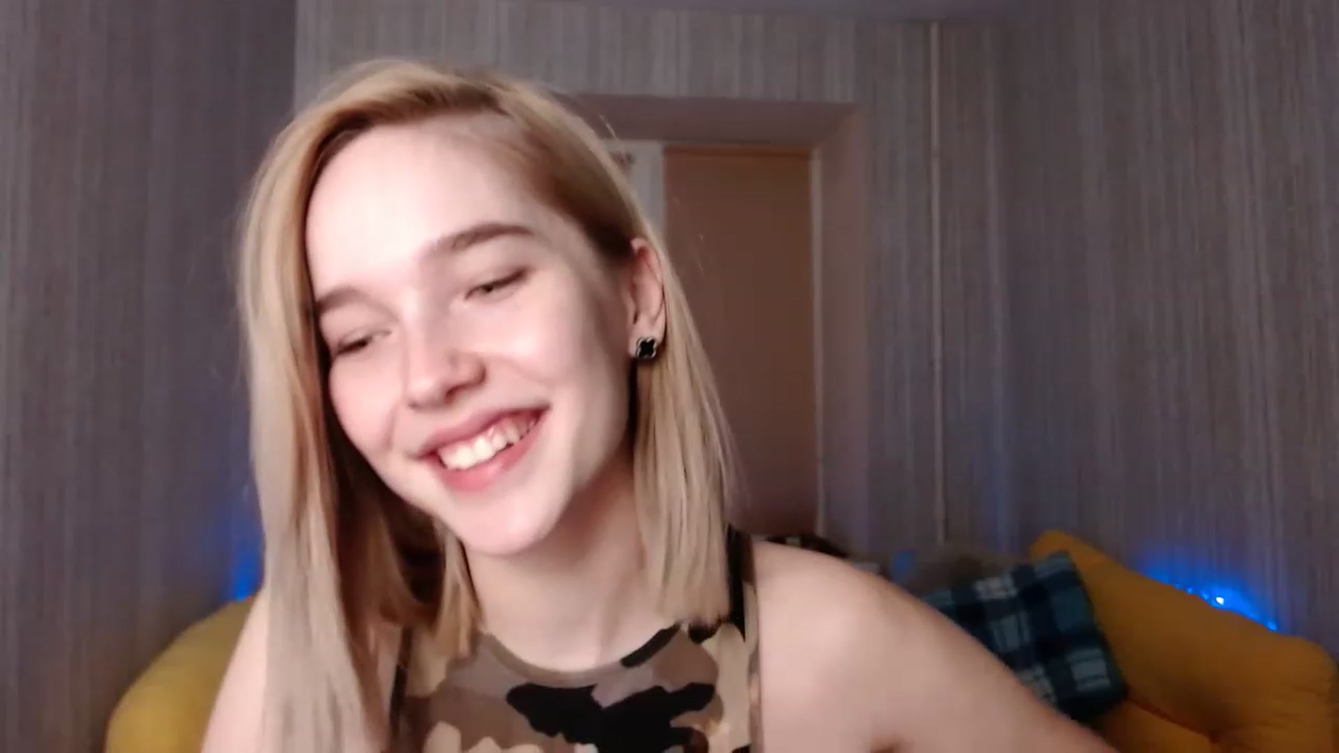 Gallery image thumbnail from EvaRockStar's myfreecams stream on, 01/07/2023, 16:17 image 8 of 20