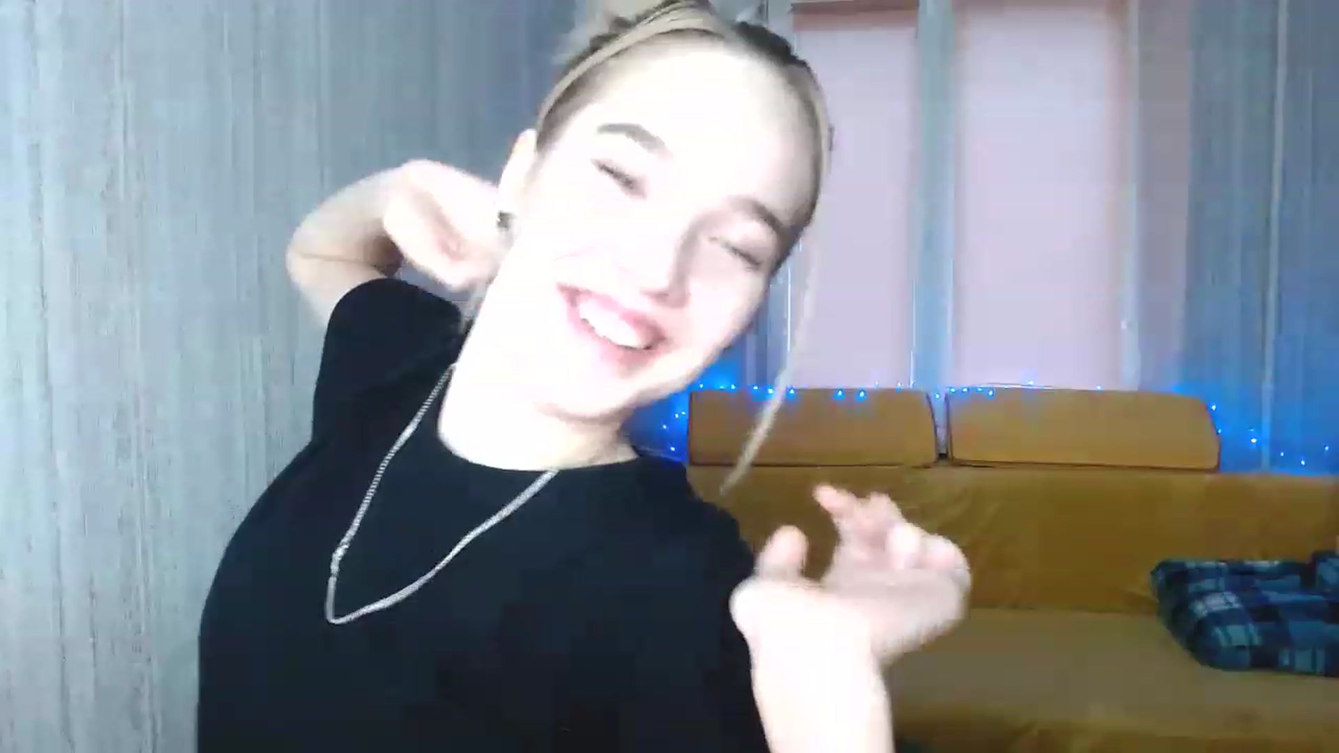 Gallery image thumbnail from EvaRockStar's myfreecams stream on, 01/13/2023, 14:22 image 11 of 20