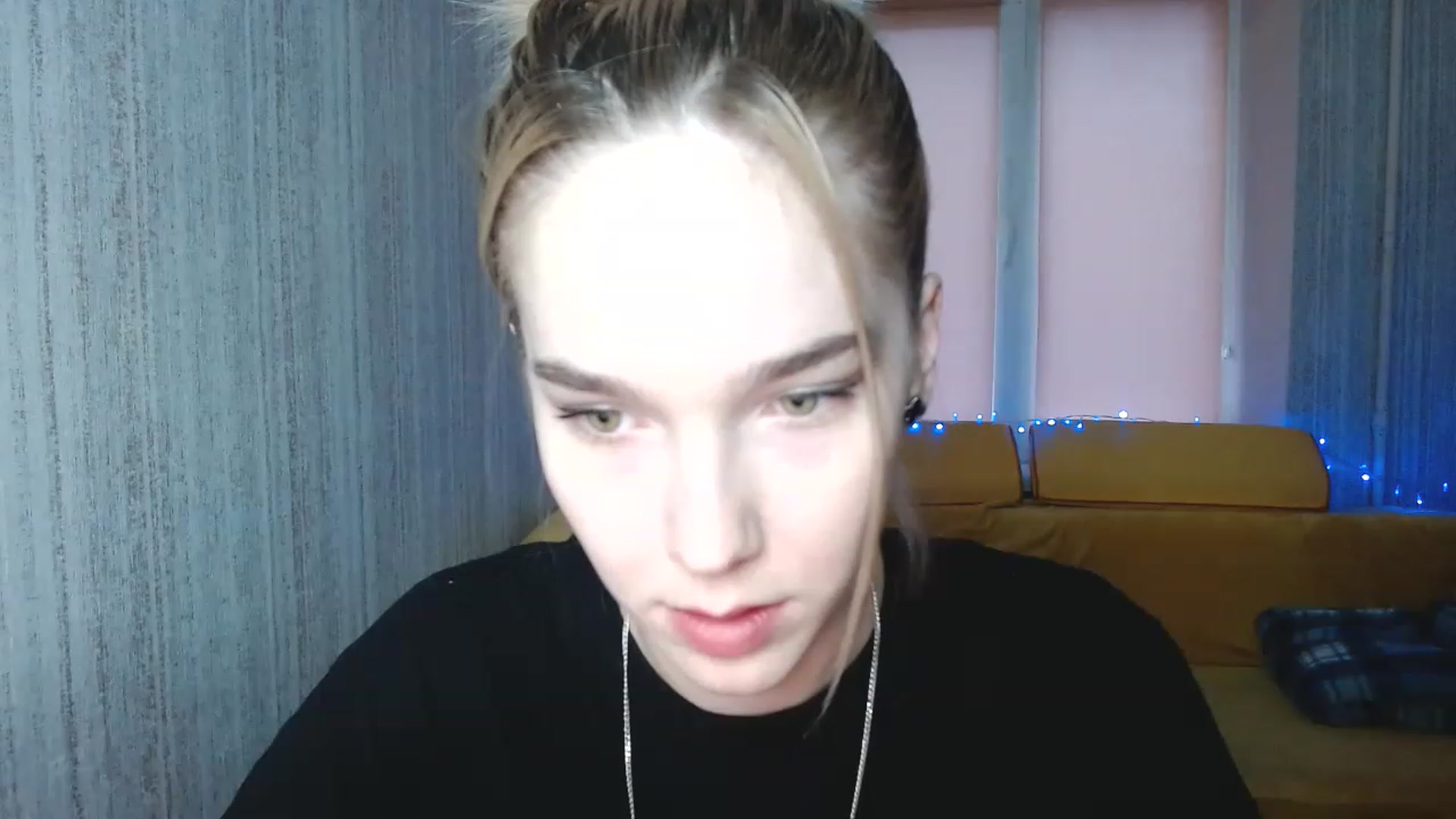 Gallery image thumbnail from EvaRockStar's myfreecams stream on, 01/13/2023, 14:22 image 10 of 20
