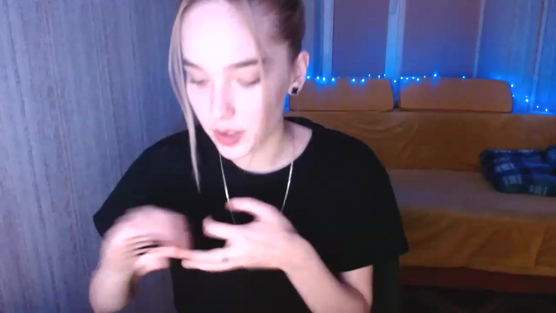 Gallery image thumbnail from EvaRockStar's myfreecams stream on, 01/13/2023, 16:36 image 3 of 20