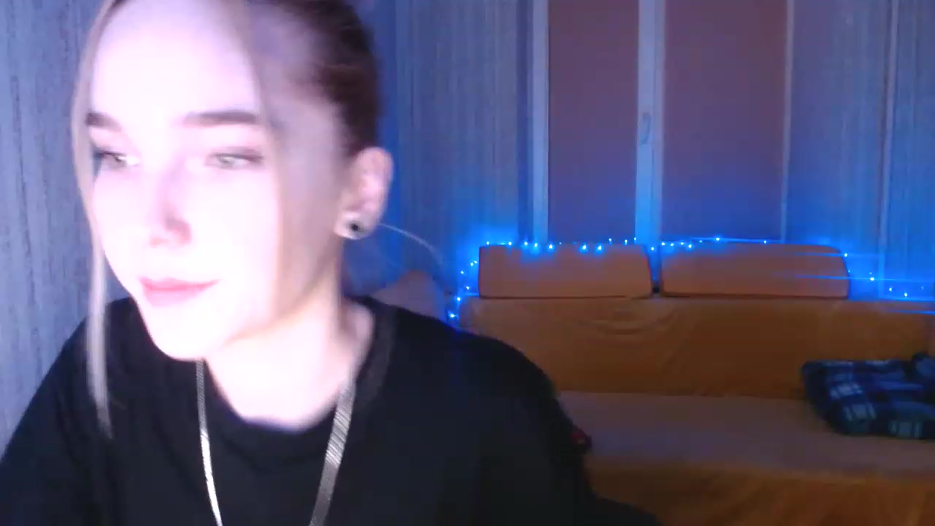 Gallery image thumbnail from EvaRockStar's myfreecams stream on, 01/13/2023, 16:36 image 12 of 20
