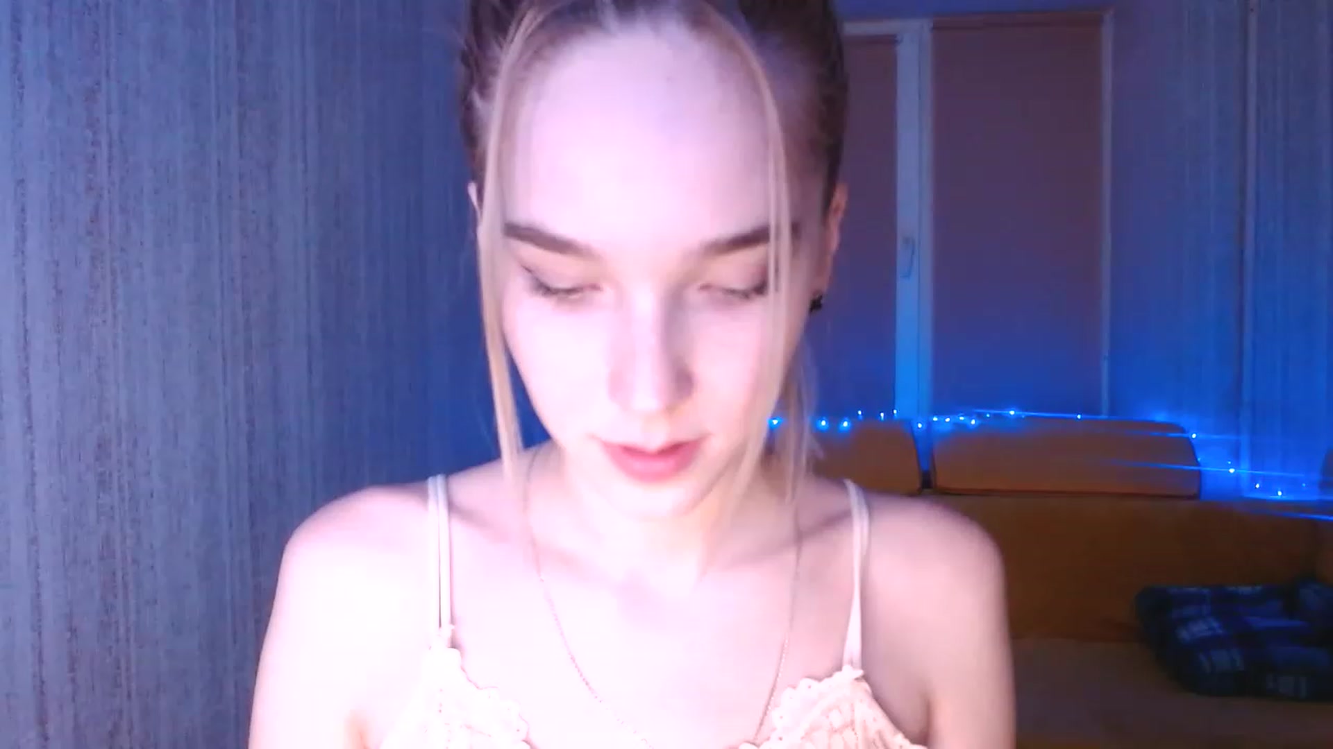 Gallery image thumbnail from EvaRockStar's myfreecams stream on, 01/13/2023, 16:36 image 18 of 20