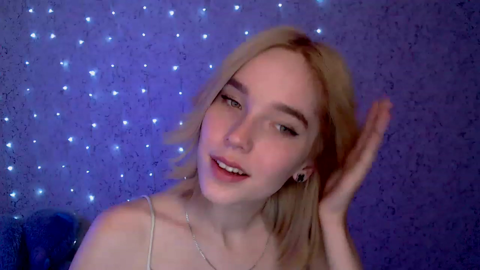 Gallery image thumbnail from EvaRockStar's myfreecams stream on, 01/17/2023, 16:43 image 20 of 20