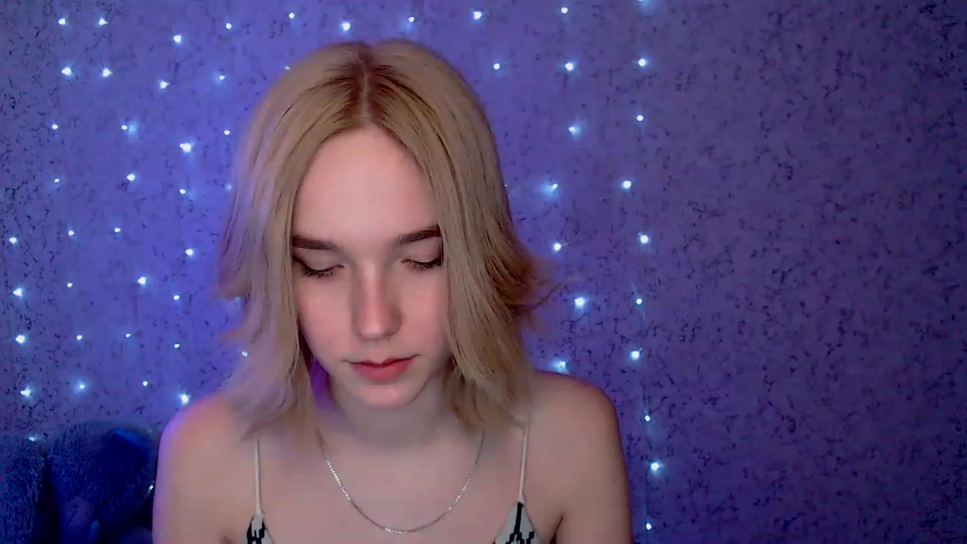 Gallery image thumbnail from EvaRockStar's myfreecams stream on, 01/17/2023, 16:43 image 14 of 20