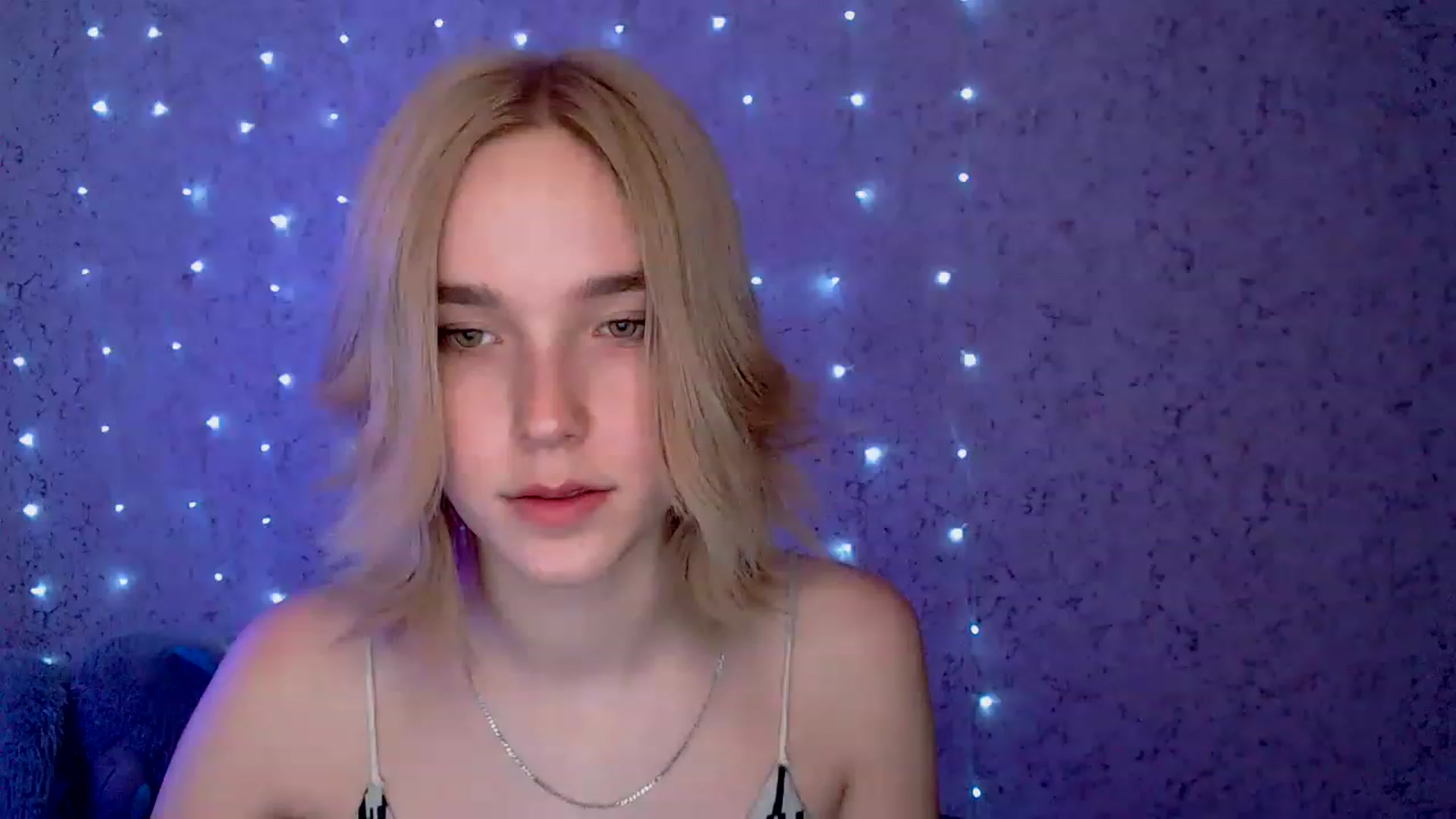 Gallery image thumbnail from EvaRockStar's myfreecams stream on, 01/17/2023, 16:43 image 16 of 20