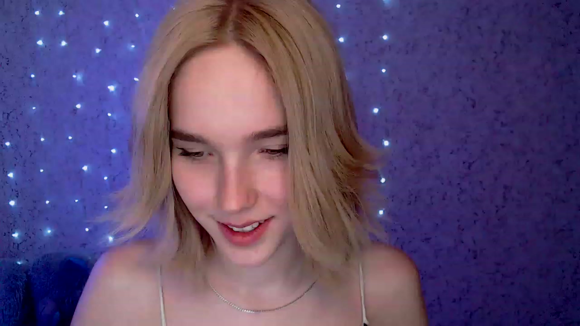Gallery image thumbnail from EvaRockStar's myfreecams stream on, 01/17/2023, 16:57 image 12 of 20