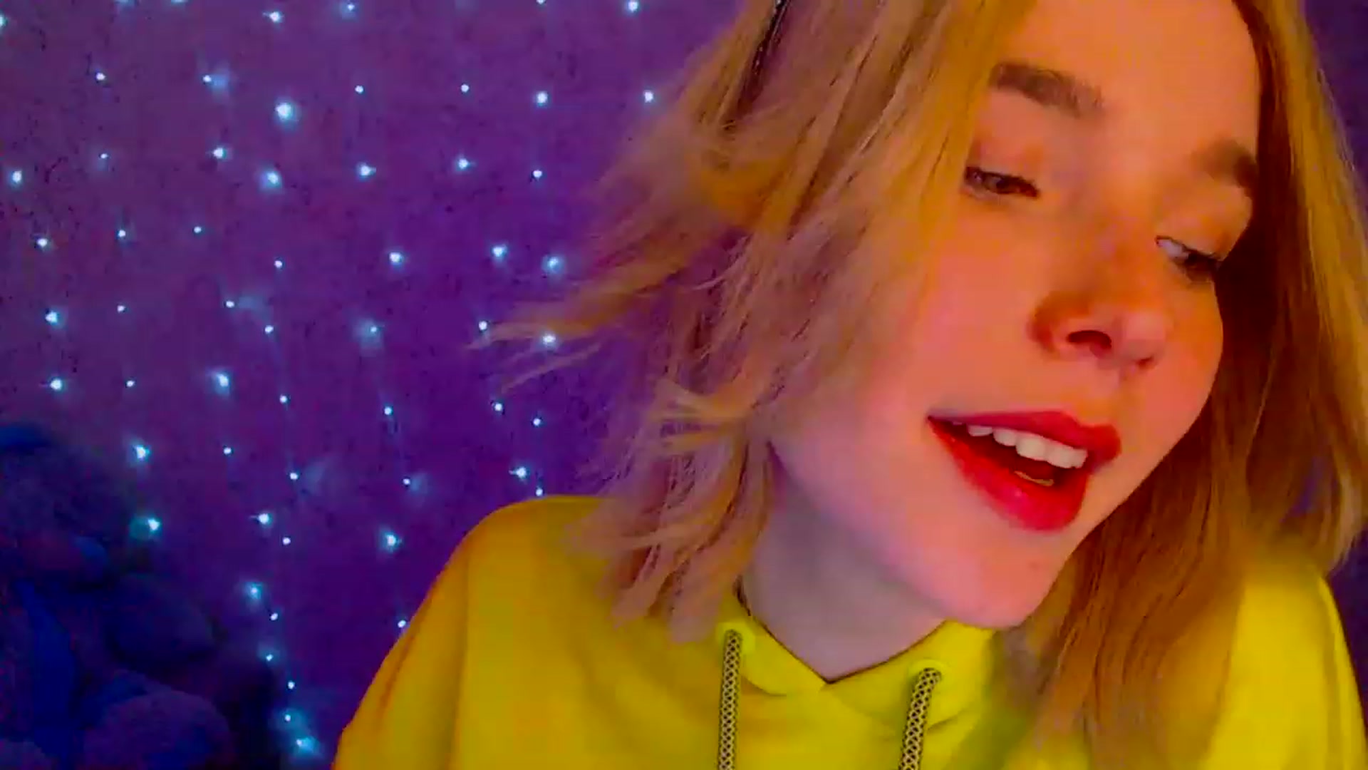 Gallery image thumbnail from EvaRockStar's myfreecams stream on, 01/18/2023, 17:18 image 7 of 20