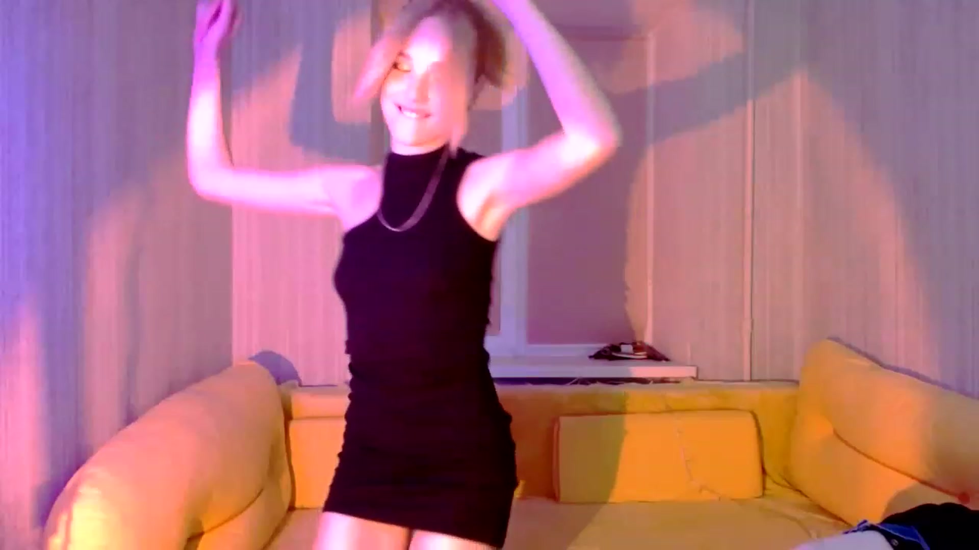 Gallery image thumbnail from EvaRockStar's myfreecams stream on, 01/19/2023, 16:19 image 10 of 20
