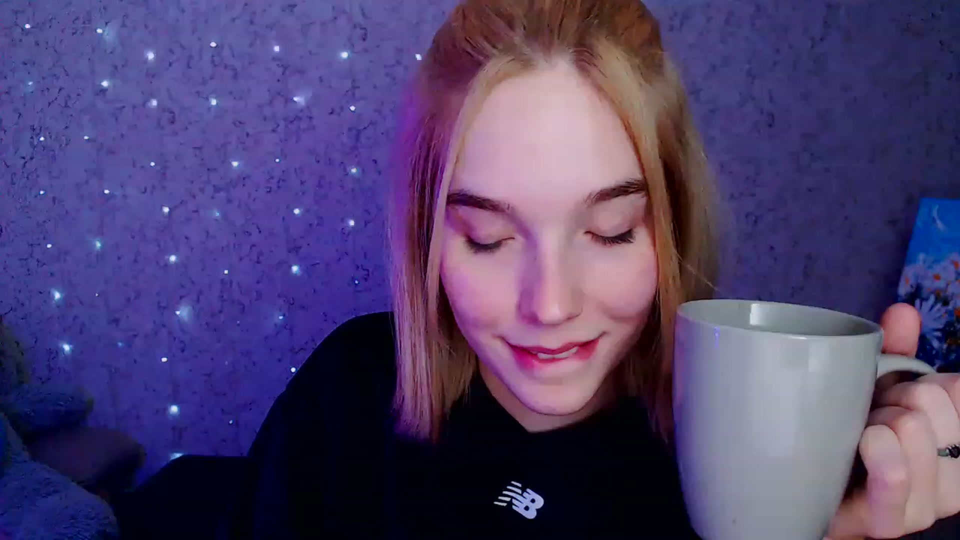 Gallery image thumbnail from EvaRockStar's myfreecams stream on, 01/23/2023, 02:25 image 17 of 20