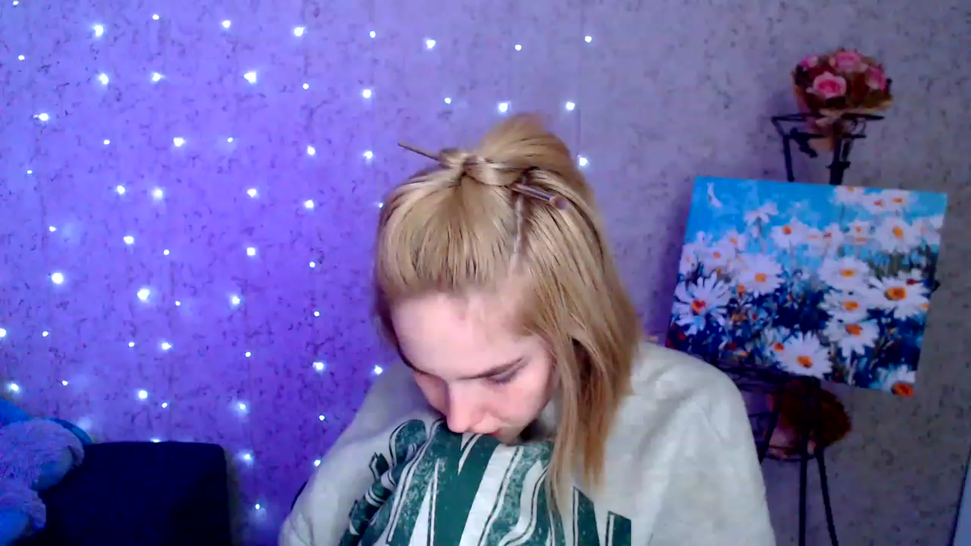 Gallery image thumbnail from EvaRockStar's myfreecams stream on, 01/25/2023, 19:24 image 18 of 20
