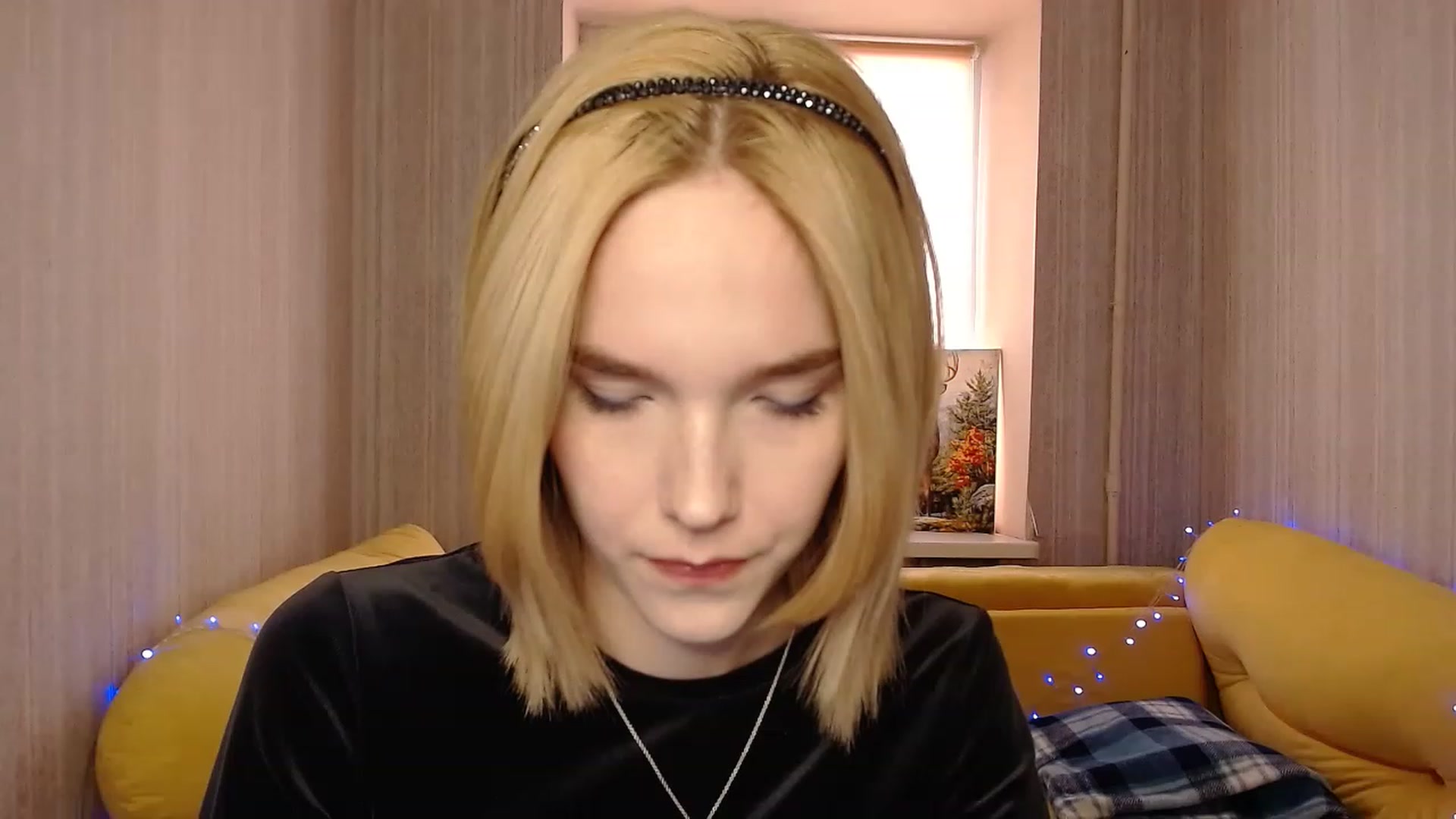 Gallery image thumbnail from EvaRockStar's myfreecams stream on, 02/02/2023, 11:39 image 18 of 20