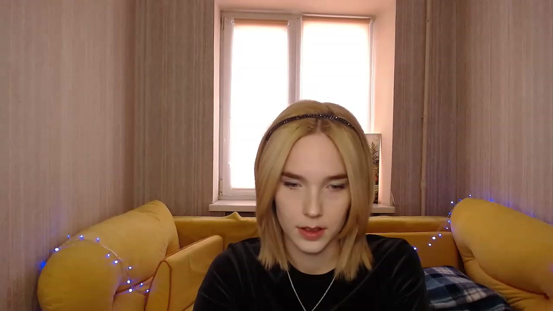 Gallery image thumbnail from EvaRockStar's myfreecams stream on, 02/02/2023, 11:39 image 20 of 20