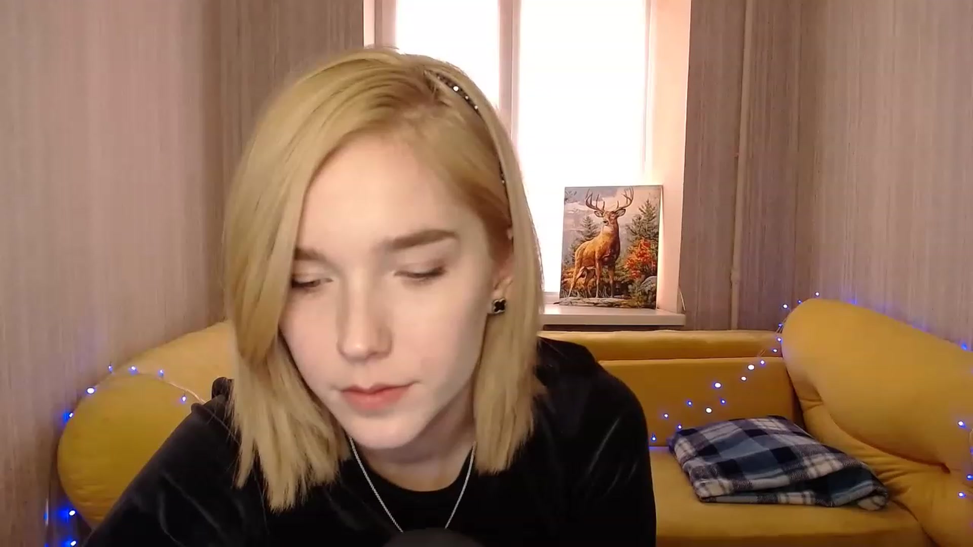Gallery image thumbnail from EvaRockStar's myfreecams stream on, 02/02/2023, 11:39 image 7 of 20
