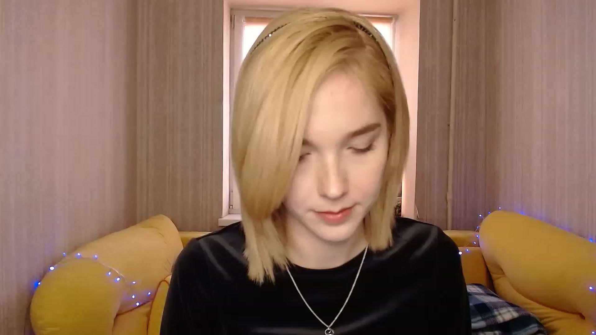 Gallery image thumbnail from EvaRockStar's myfreecams stream on, 02/02/2023, 11:39 image 1 of 20