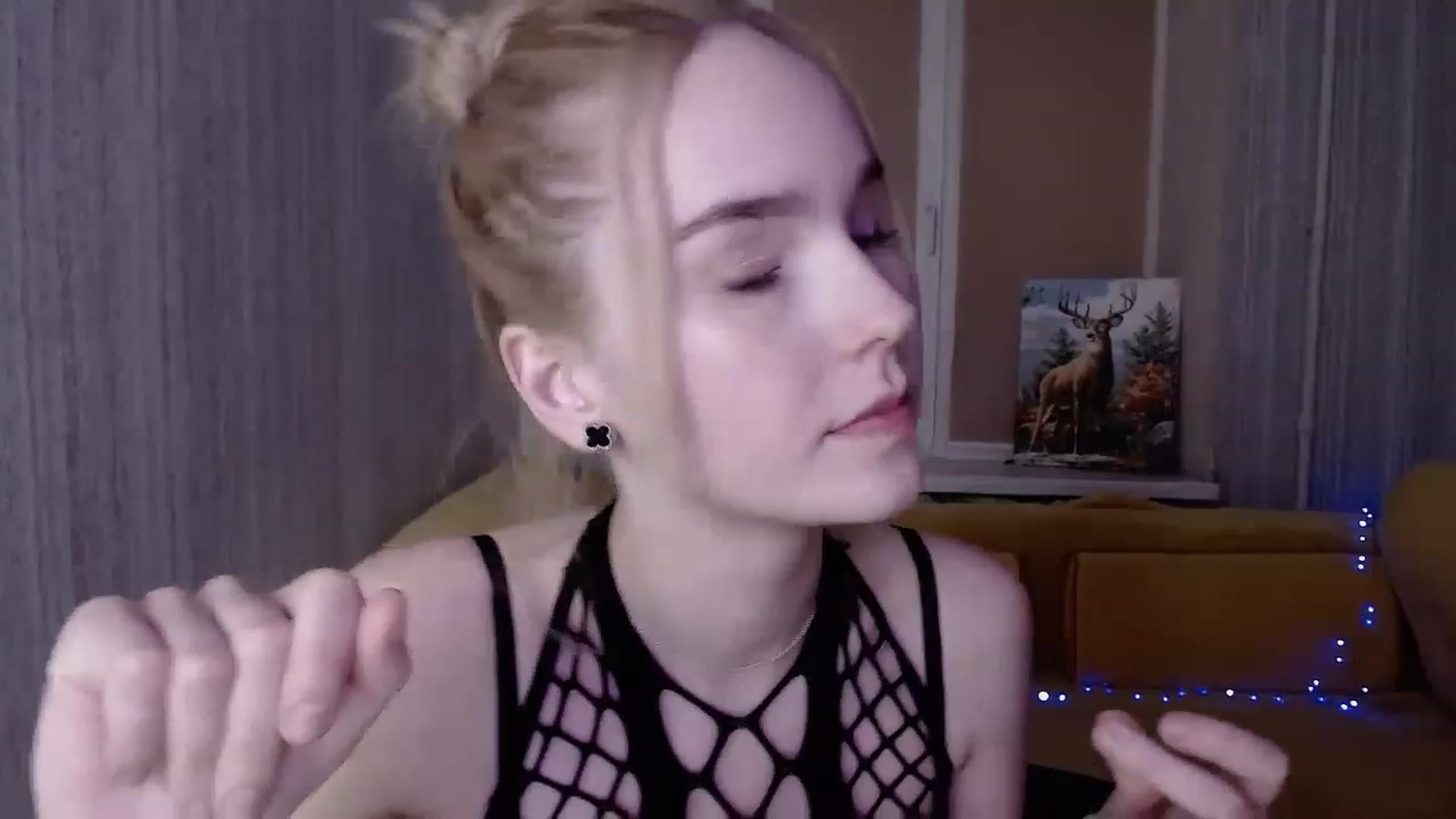 Gallery image thumbnail from EvaRockStar's myfreecams stream on, 02/03/2023, 16:55 image 6 of 20