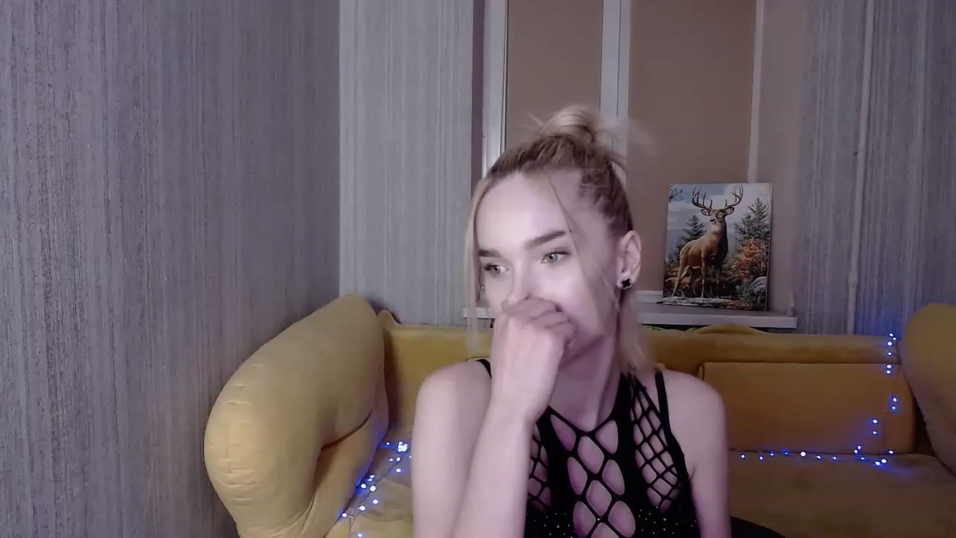 Gallery image thumbnail from EvaRockStar's myfreecams stream on, 02/03/2023, 17:20 image 13 of 20