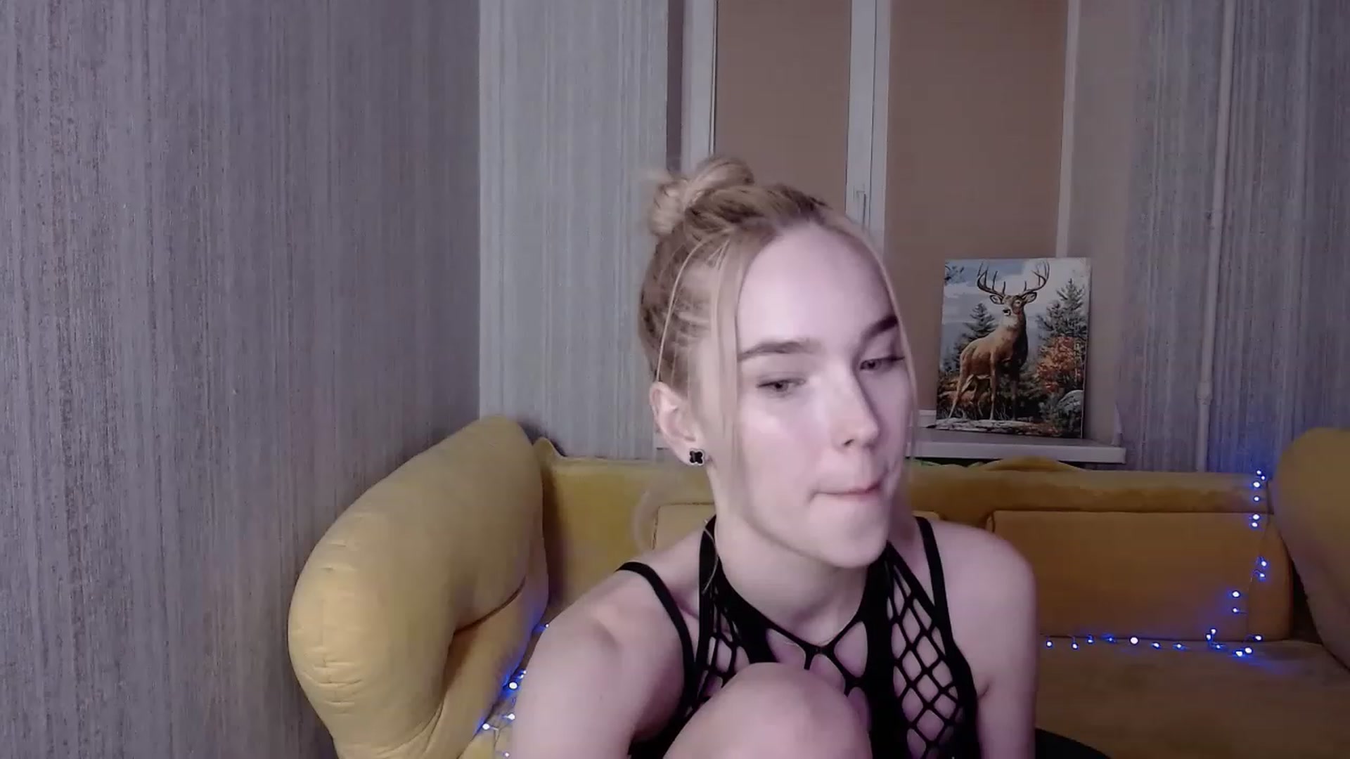 Gallery image thumbnail from EvaRockStar's myfreecams stream on, 02/03/2023, 17:20 image 12 of 20