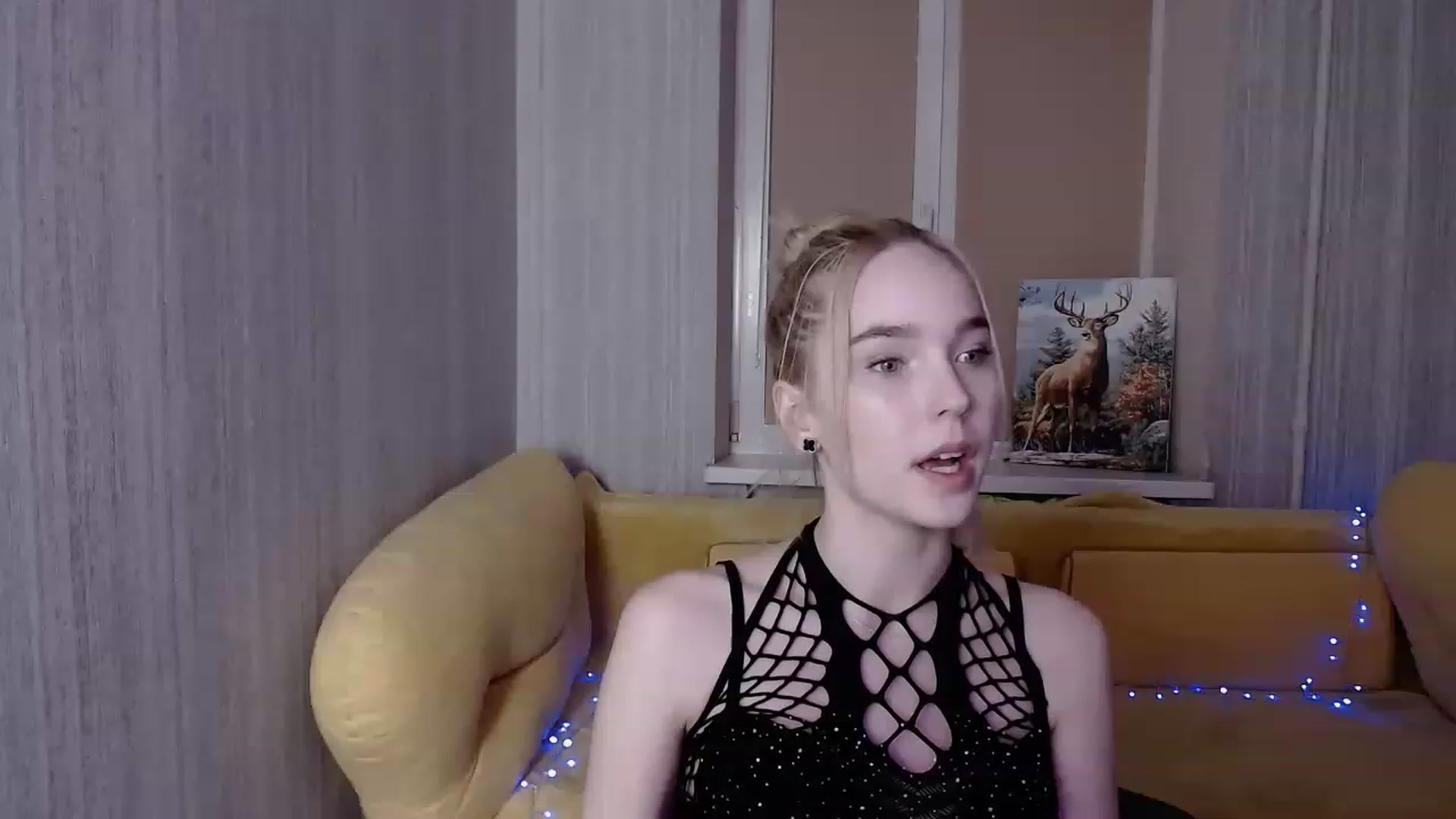 Gallery image thumbnail from EvaRockStar's myfreecams stream on, 02/03/2023, 17:20 image 15 of 20