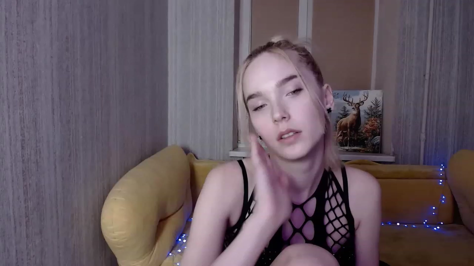 Gallery image thumbnail from EvaRockStar's myfreecams stream on, 02/03/2023, 17:20 image 1 of 20