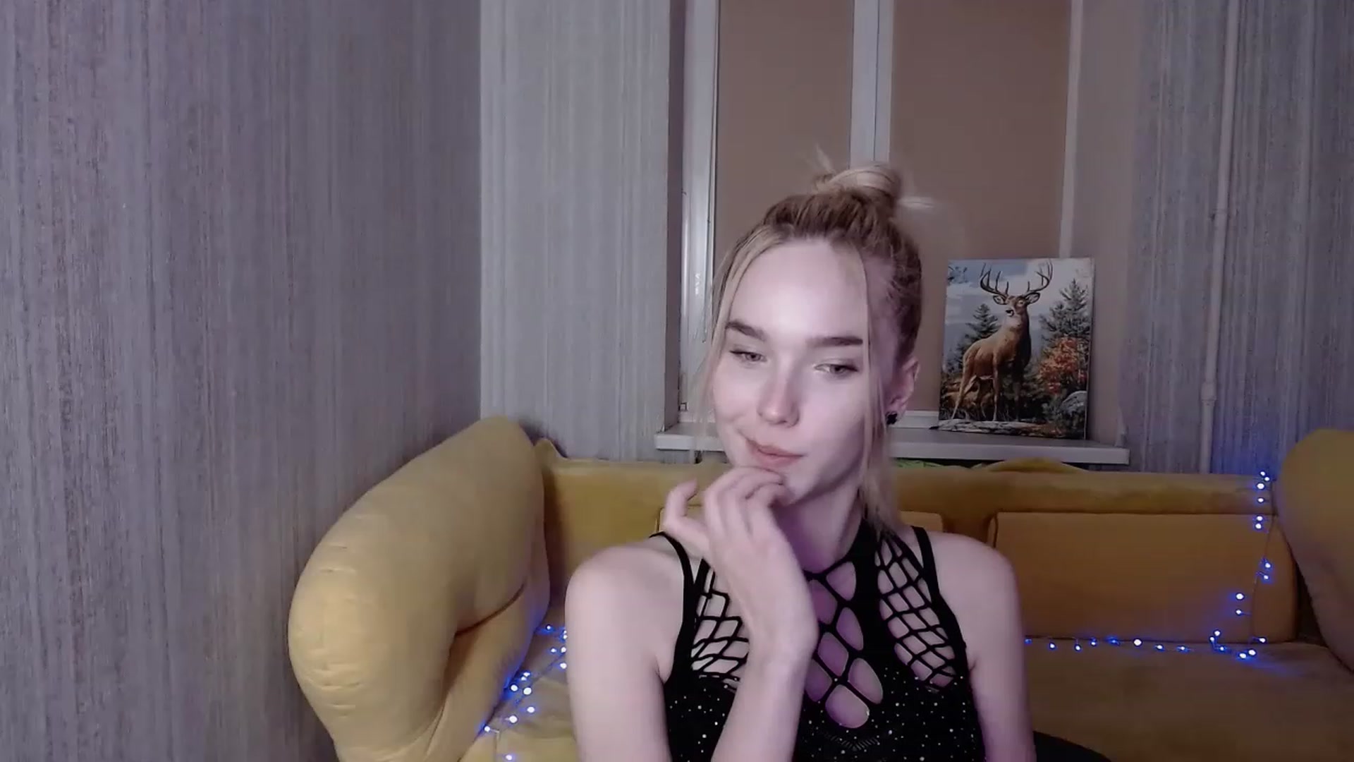 Gallery image thumbnail from EvaRockStar's myfreecams stream on, 02/03/2023, 17:20 image 16 of 20