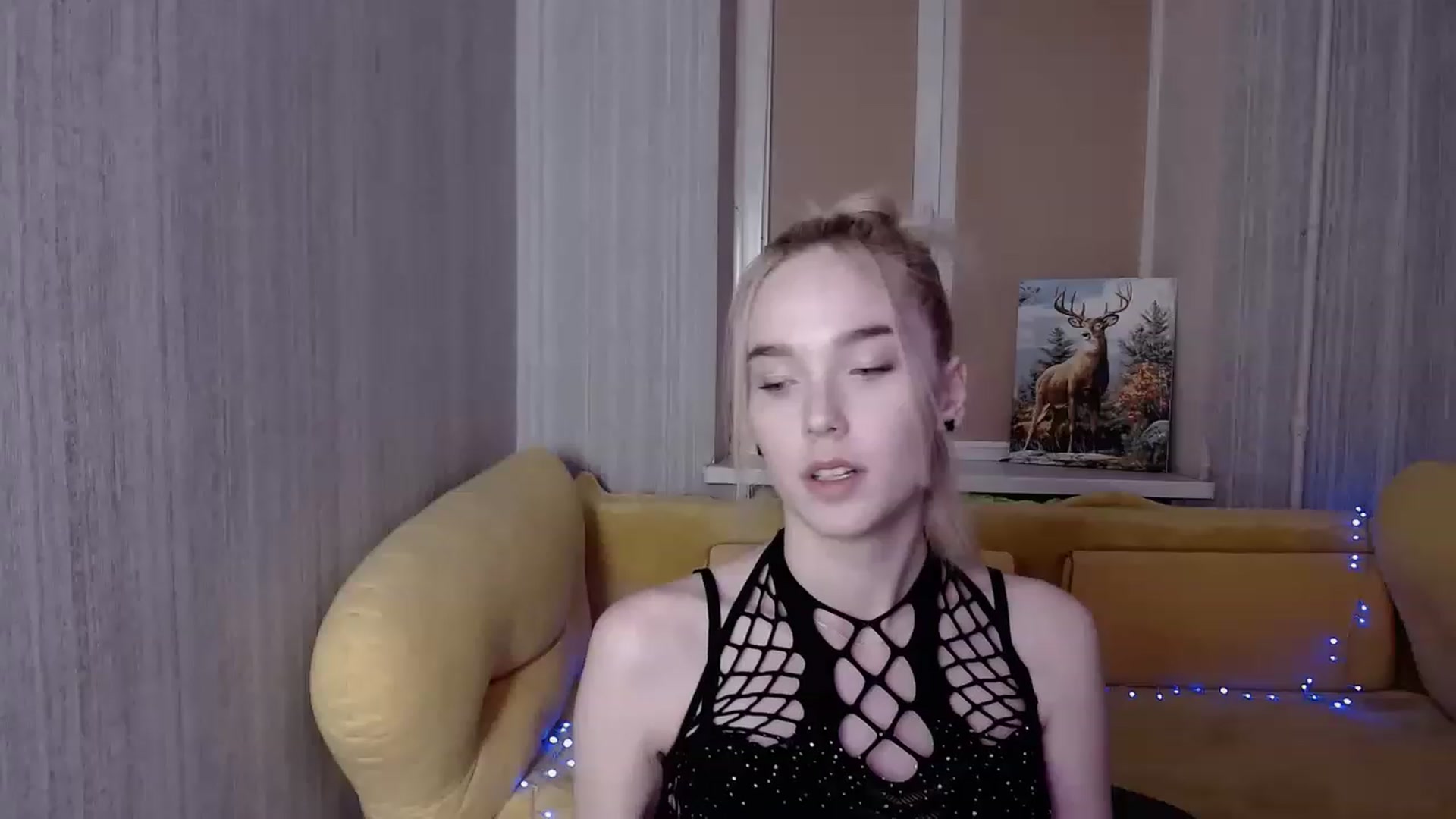 Gallery image thumbnail from EvaRockStar's myfreecams stream on, 02/03/2023, 17:20 image 14 of 20