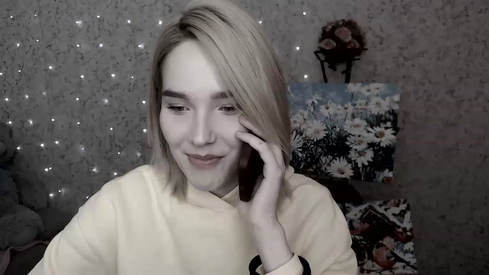 Gallery image thumbnail from EvaRockStar's myfreecams stream on, 02/12/2023, 13:20 image 16 of 20
