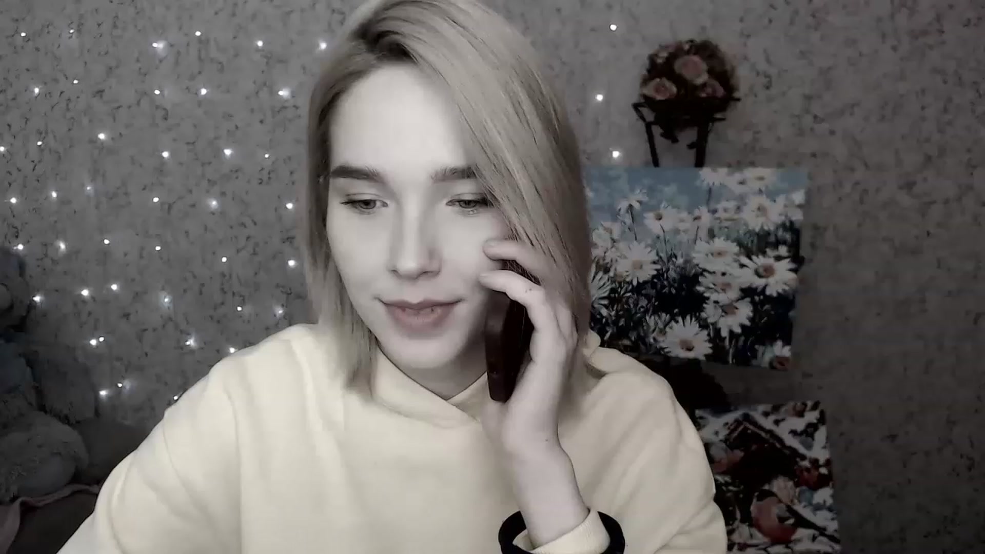 Gallery image thumbnail from EvaRockStar's myfreecams stream on, 02/12/2023, 13:20 image 12 of 20