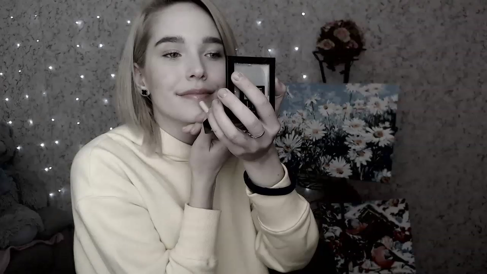 Gallery image thumbnail from EvaRockStar's myfreecams stream on, 02/12/2023, 13:20 image 7 of 20