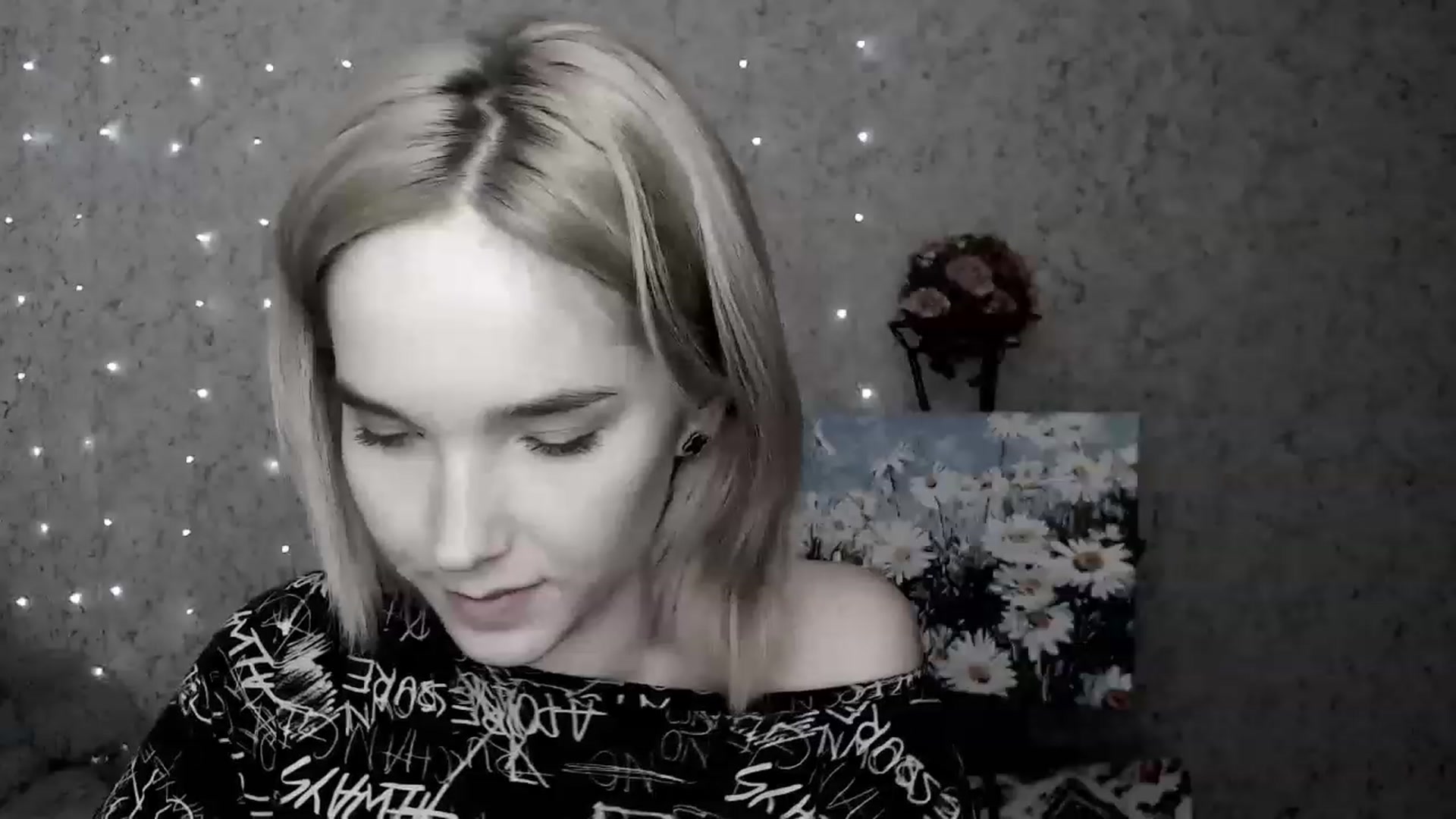 Gallery image thumbnail from EvaRockStar's myfreecams stream on, 02/12/2023, 15:12 image 4 of 20