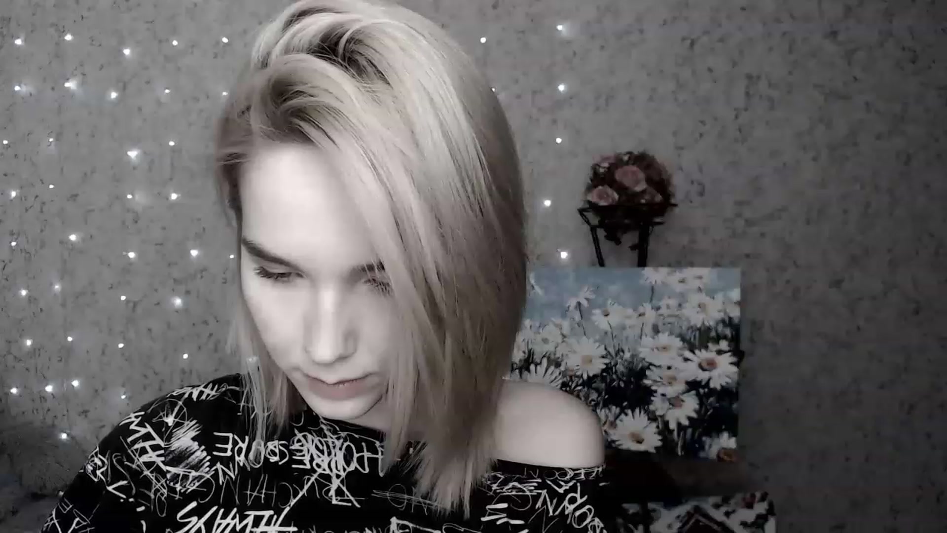 Gallery image thumbnail from EvaRockStar's myfreecams stream on, 02/12/2023, 15:12 image 18 of 20