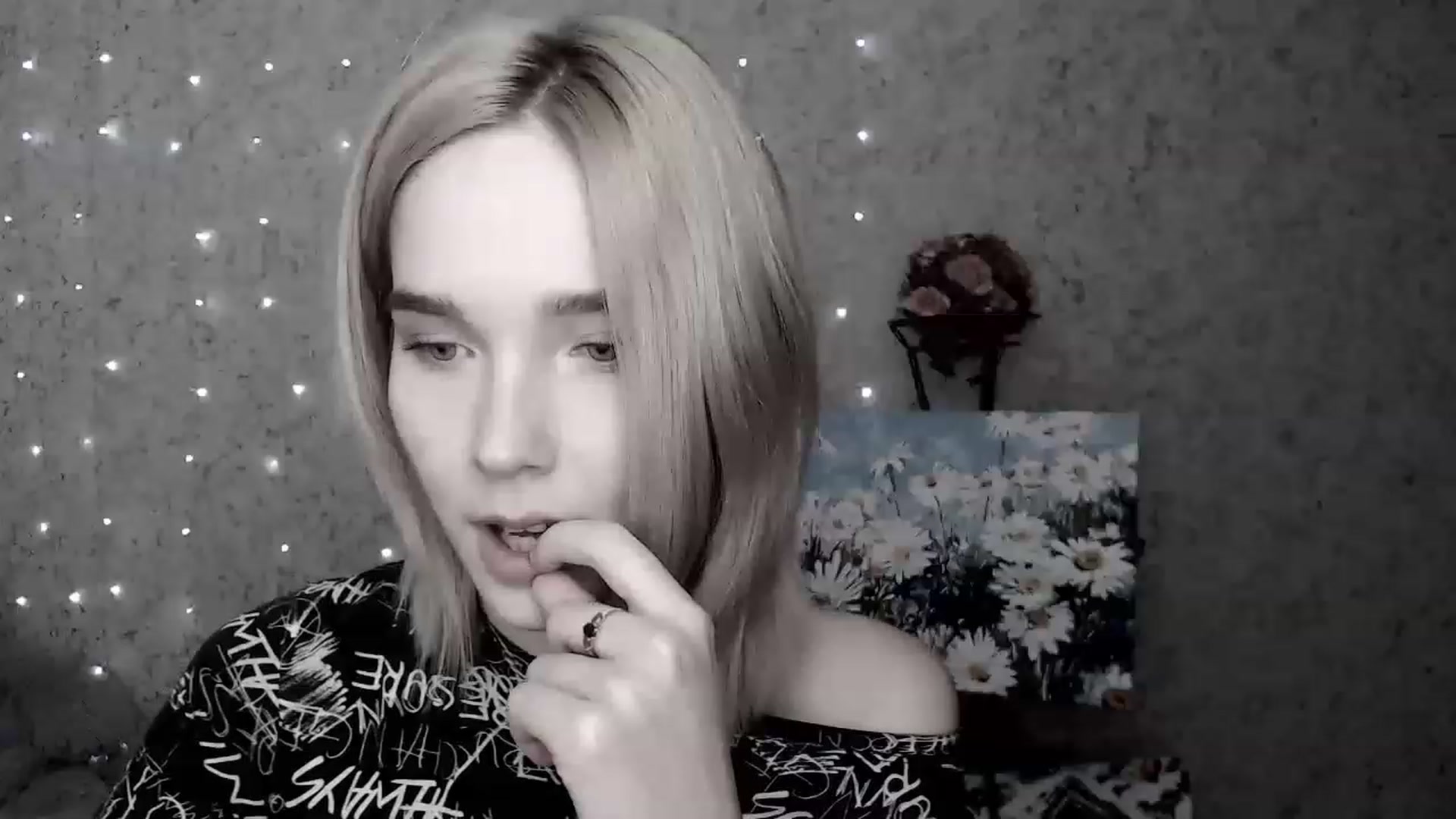 Gallery image thumbnail from EvaRockStar's myfreecams stream on, 02/12/2023, 15:12 image 1 of 20