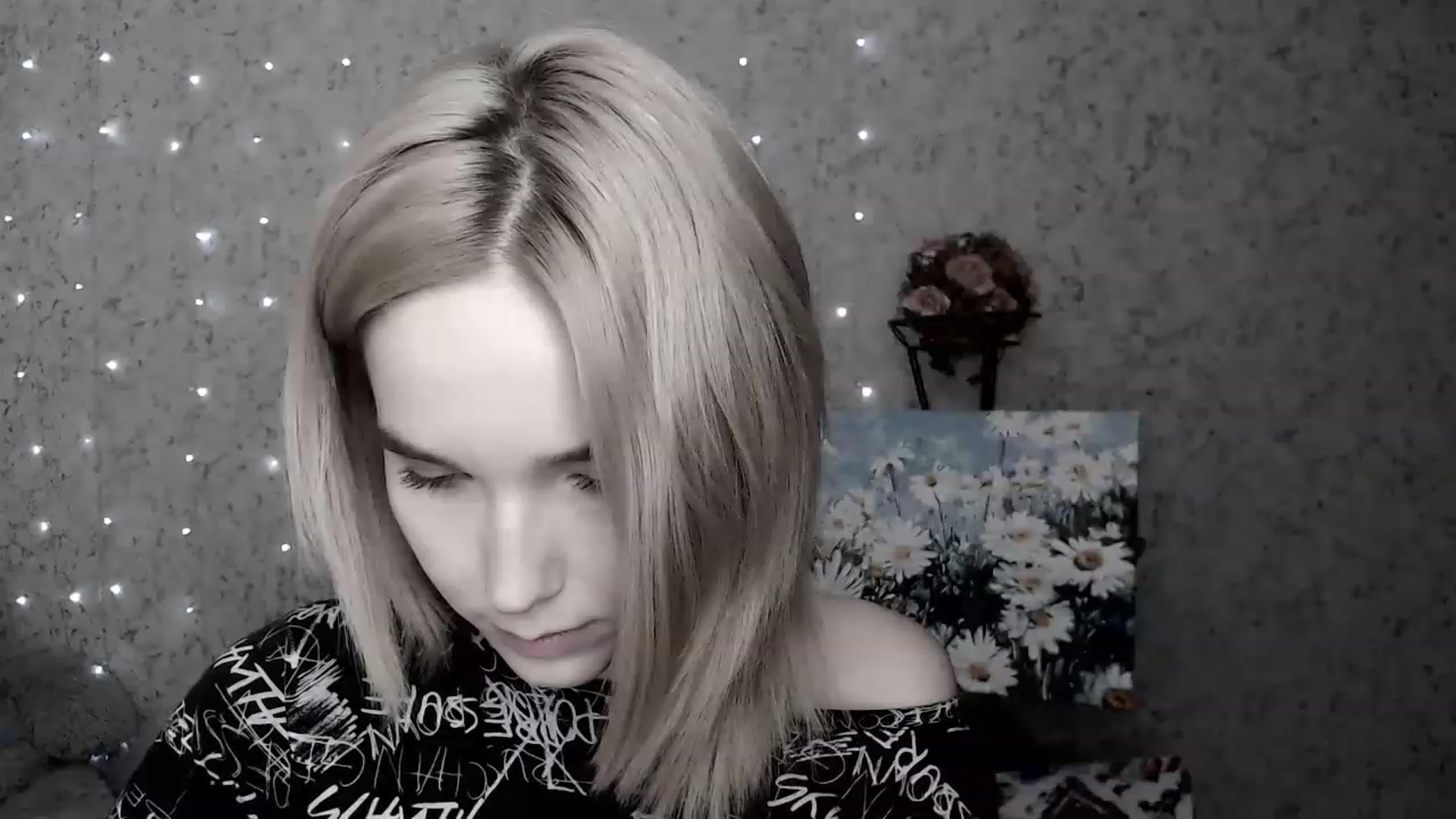 Gallery image thumbnail from EvaRockStar's myfreecams stream on, 02/12/2023, 15:12 image 8 of 20