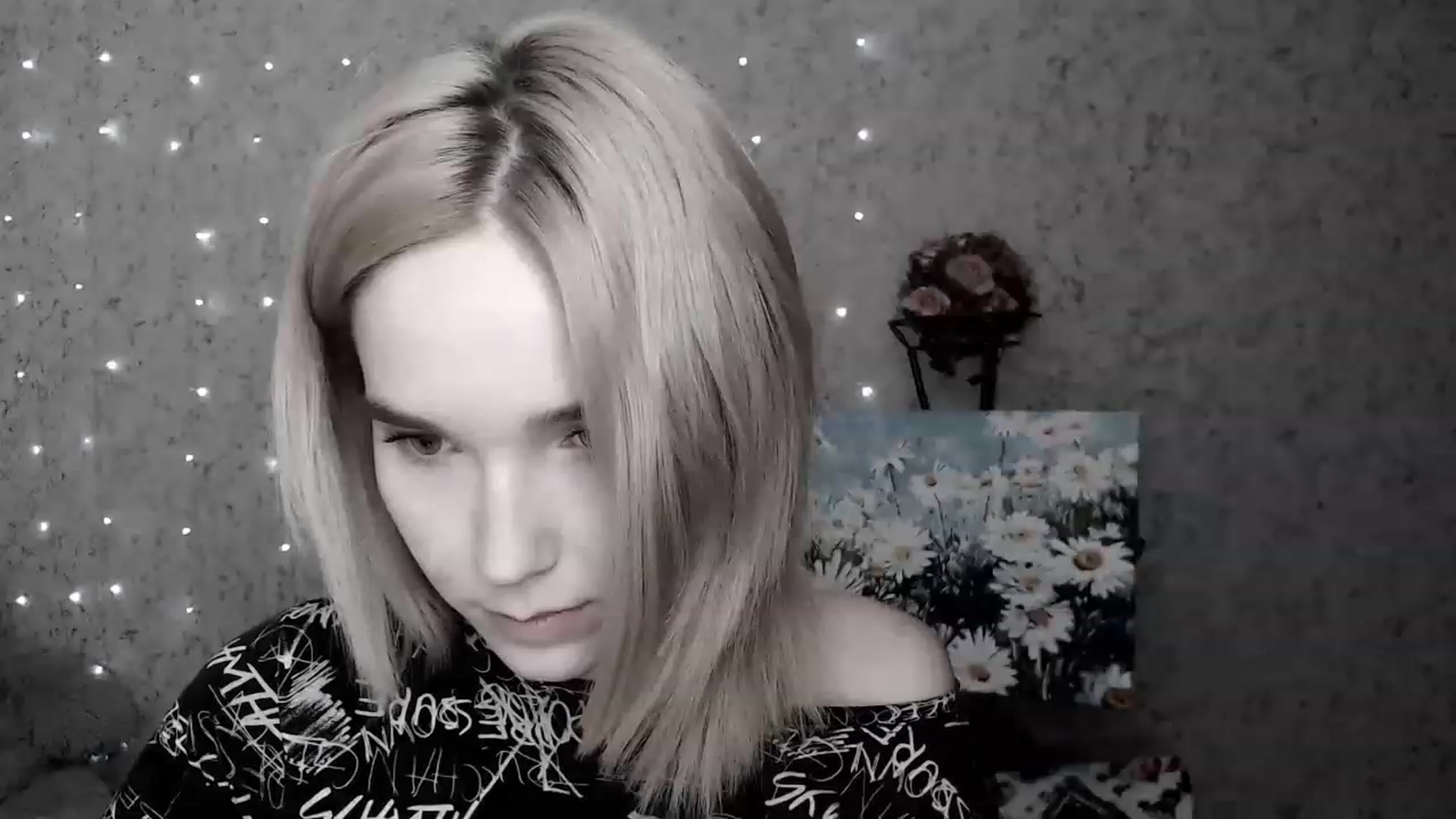 Gallery image thumbnail from EvaRockStar's myfreecams stream on, 02/12/2023, 15:12 image 7 of 20