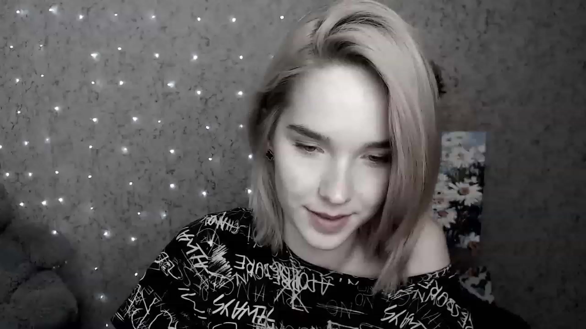 Gallery image thumbnail from EvaRockStar's myfreecams stream on, 02/12/2023, 15:50 image 13 of 20